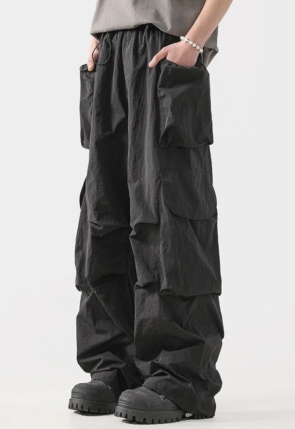 image of Vintage Functional Skate Cargo Baggy Pleated Pants in Black, Men's (Size 30)