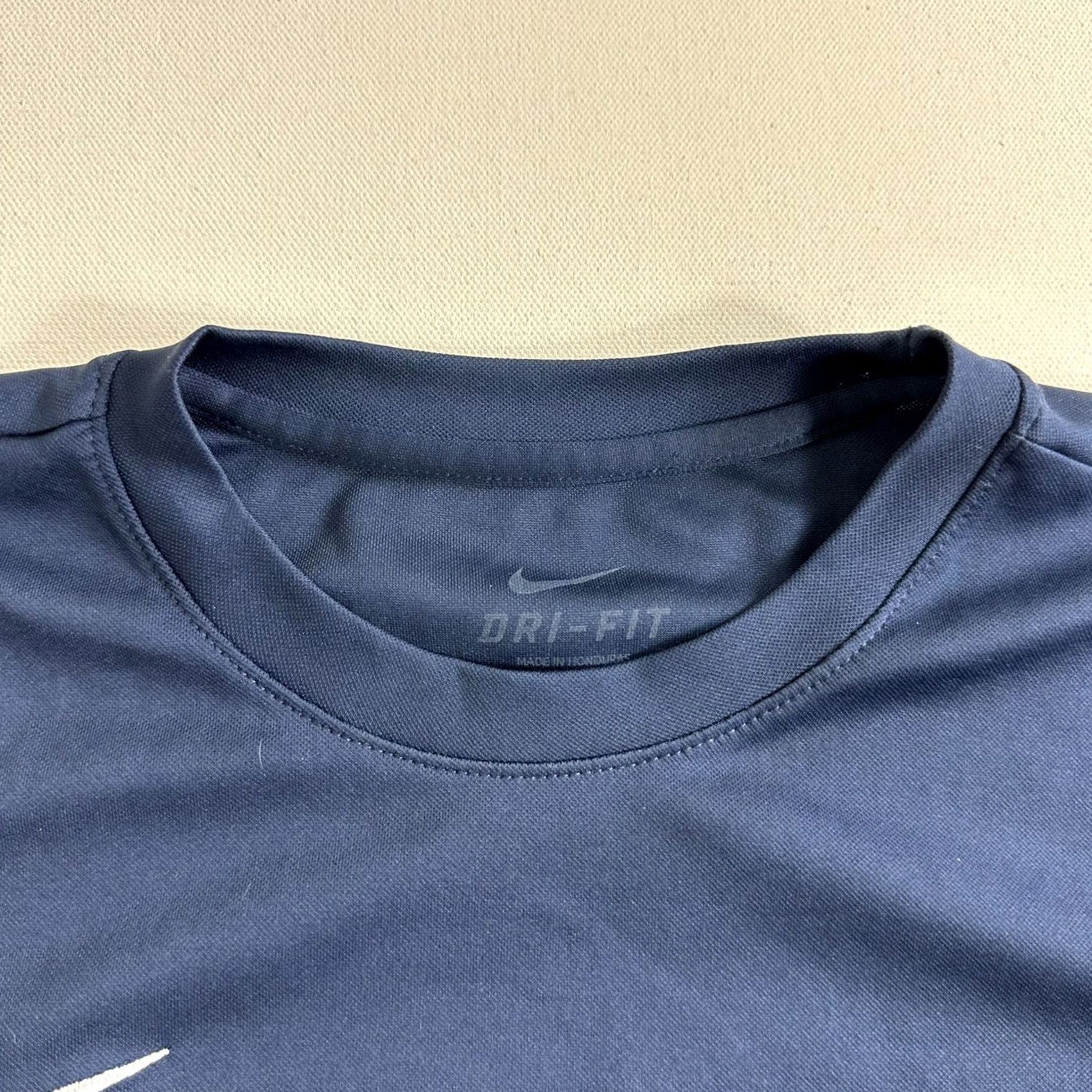 Nike Nike Shirt Womens Large Blue White Athletic Active Gym Train Graphic T-Shirt Size L / US 10 / IT 46 - 6 Thumbnail