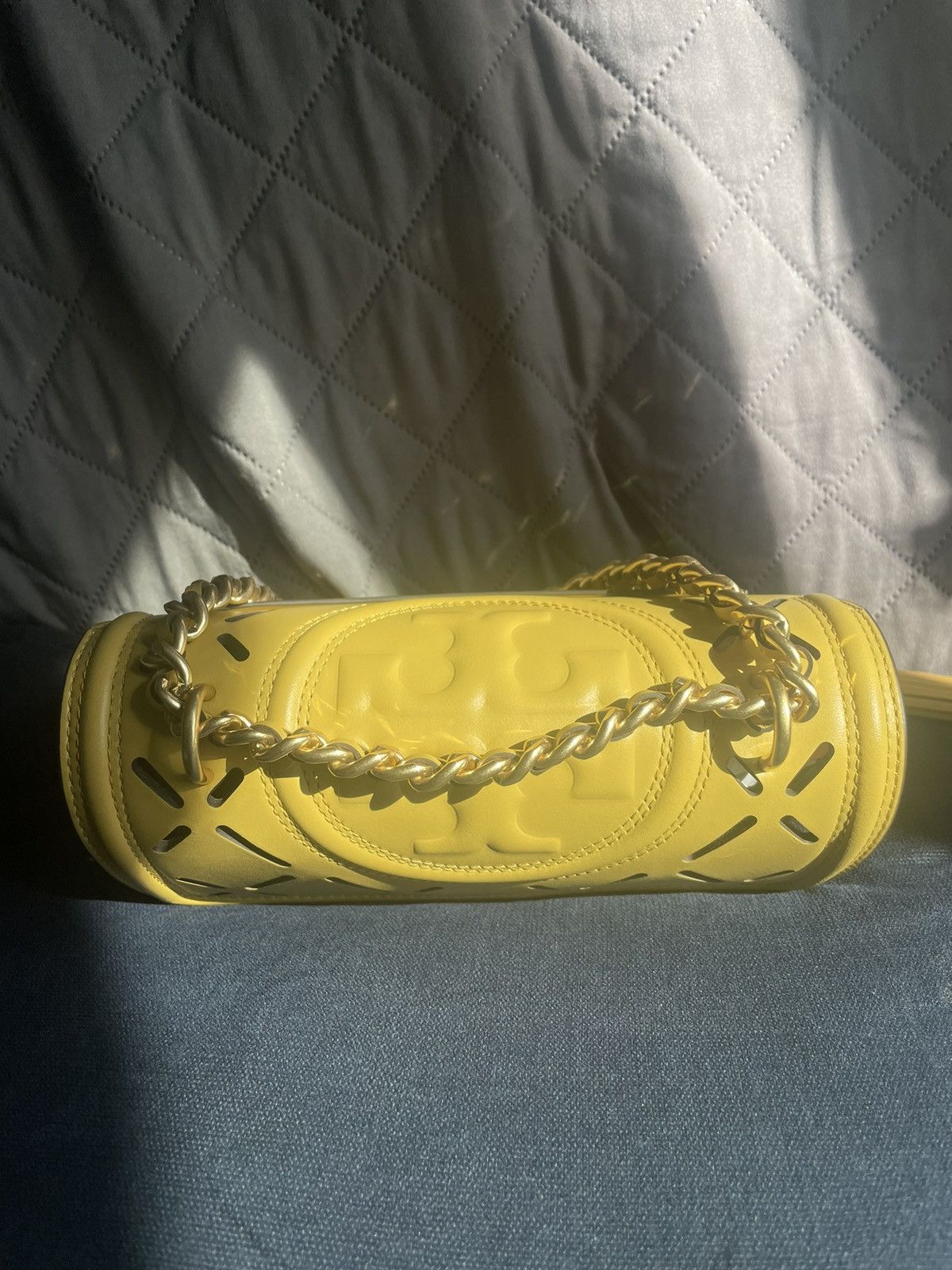 Tory Burch FLEMING DIAMOND PERFORATED SMALL CONVERTIBLE SHOULDER BAG Size ONE SIZE - 3 Thumbnail