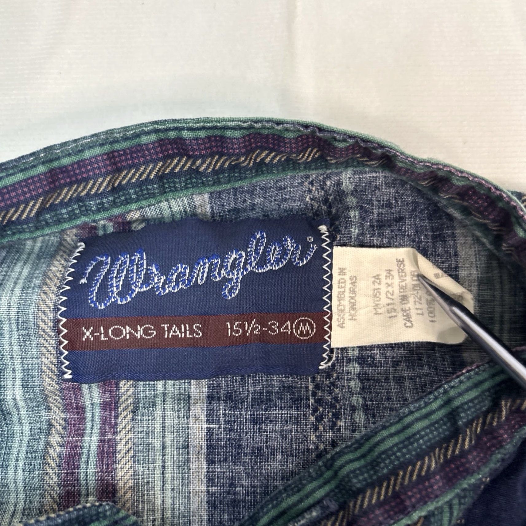 Wrangler VINTAGE Wrangler Collarless Button-Up Shirt Western Men’s M 15-1/2 X 34 Striped Blue Long Sleeve Size 15.5 Mens Size US L / EU 52-54 / 3 - 2 Thumbnail