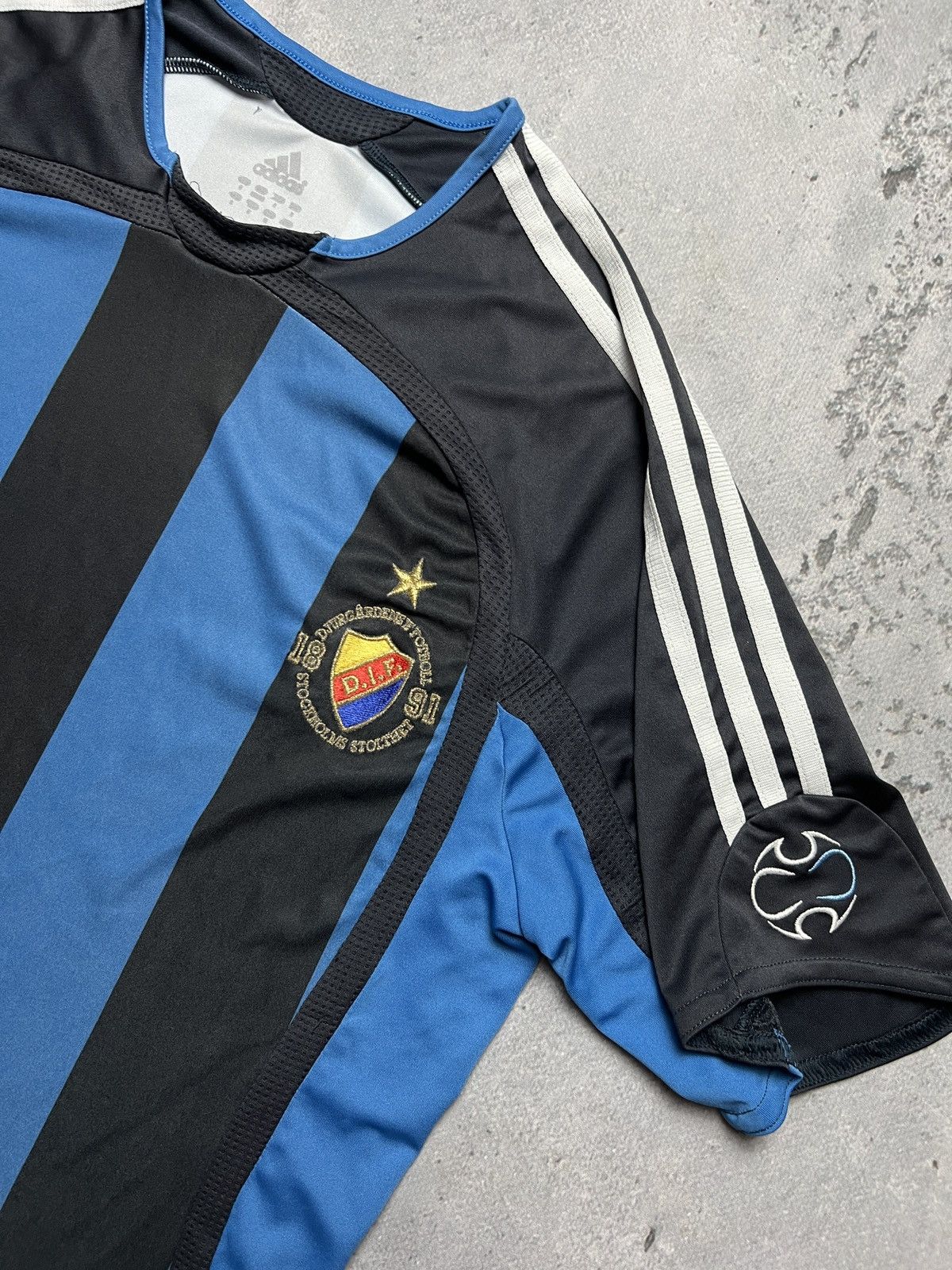 Adidas 00s Vintage Djurgårdens IF Home Kit Jersey Vintage Sweden Size US S / EU 44-46 / 1 - 9 Thumbnail