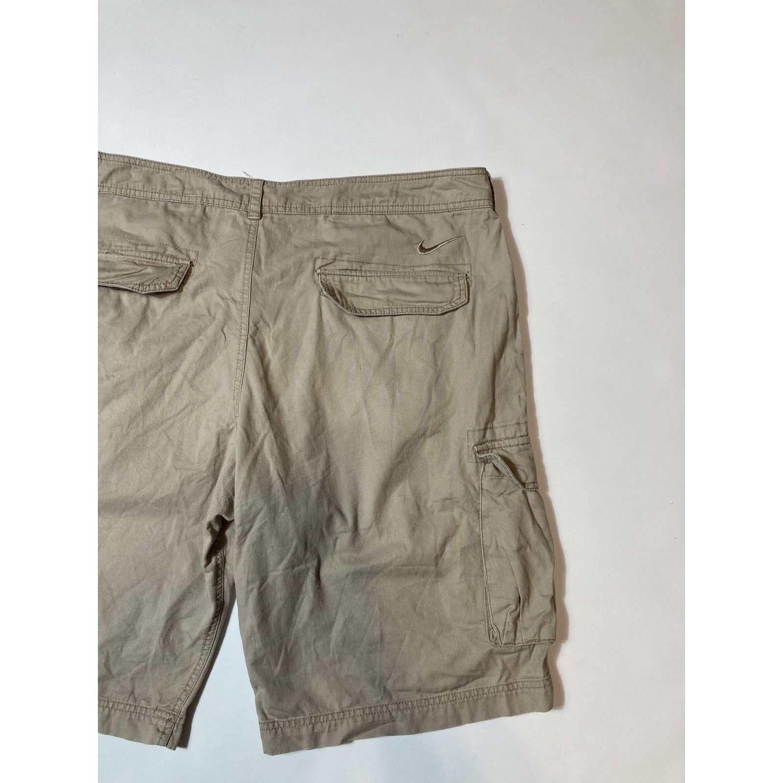 Nike × Vintage Vintage Nike Y2K Style beige Cargo Shorts Size US 36 / EU 52 - 4 Thumbnail