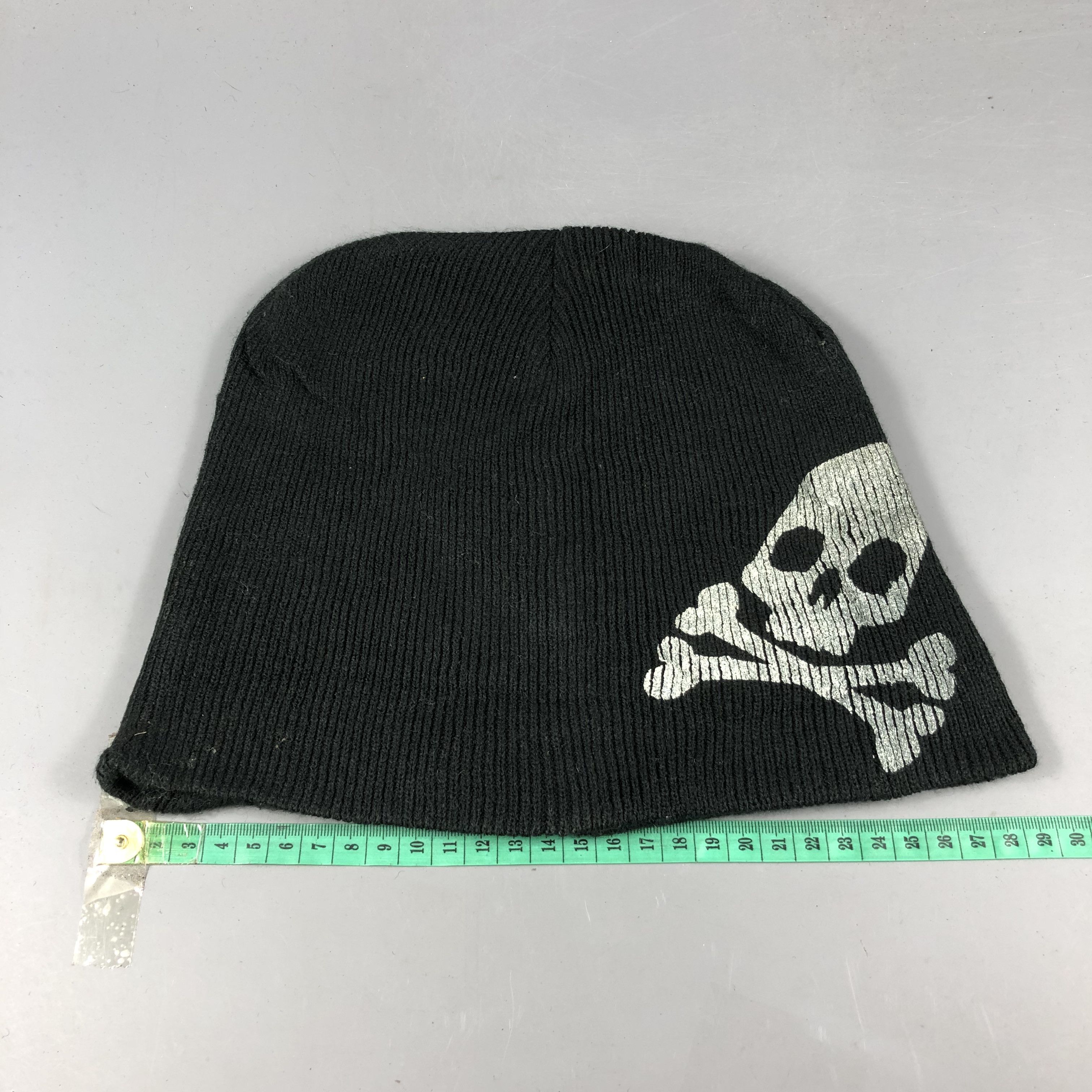 Seditionaries Unknown Skull Beanie Snowcap Snow Hat B833 Size ONE SIZE - 3 Thumbnail