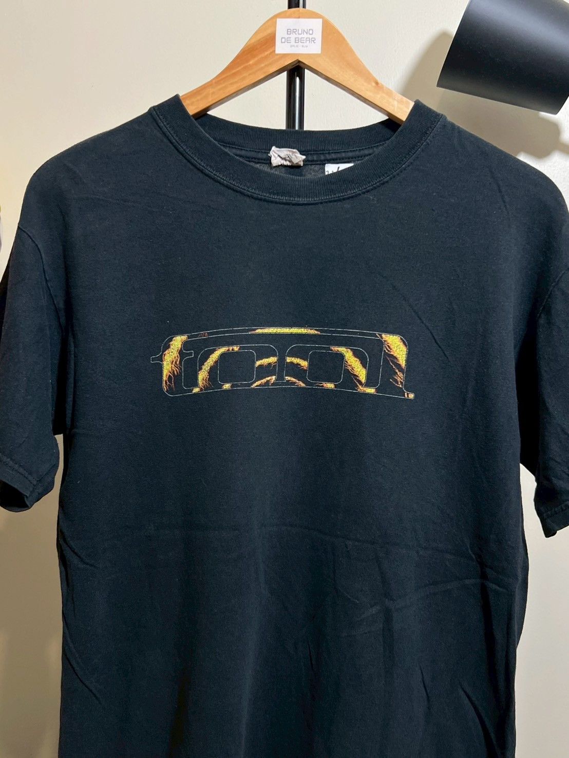Band Tees × Vintage Vintage 00's Tool shirt Los Angeles California bnz02 Size US M / EU 48-50 / 2 - 4 Thumbnail