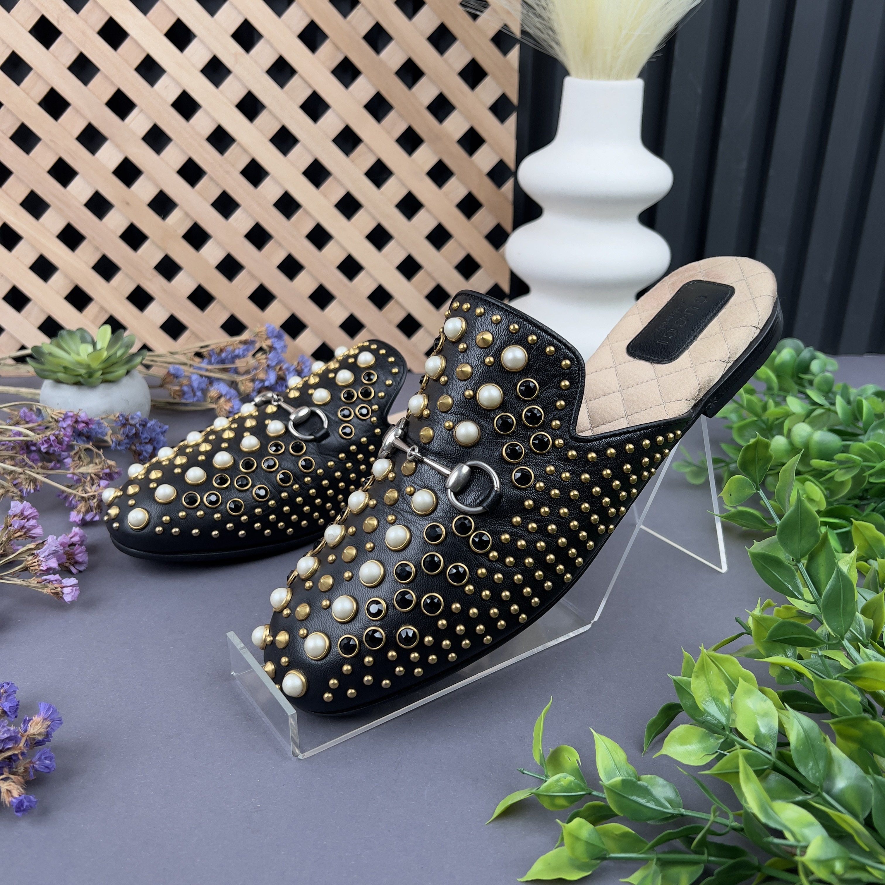 Gucci Princetown Horsebit Pearl Studded Black Leather Size US 8 / IT 38 - 2 Thumbnail