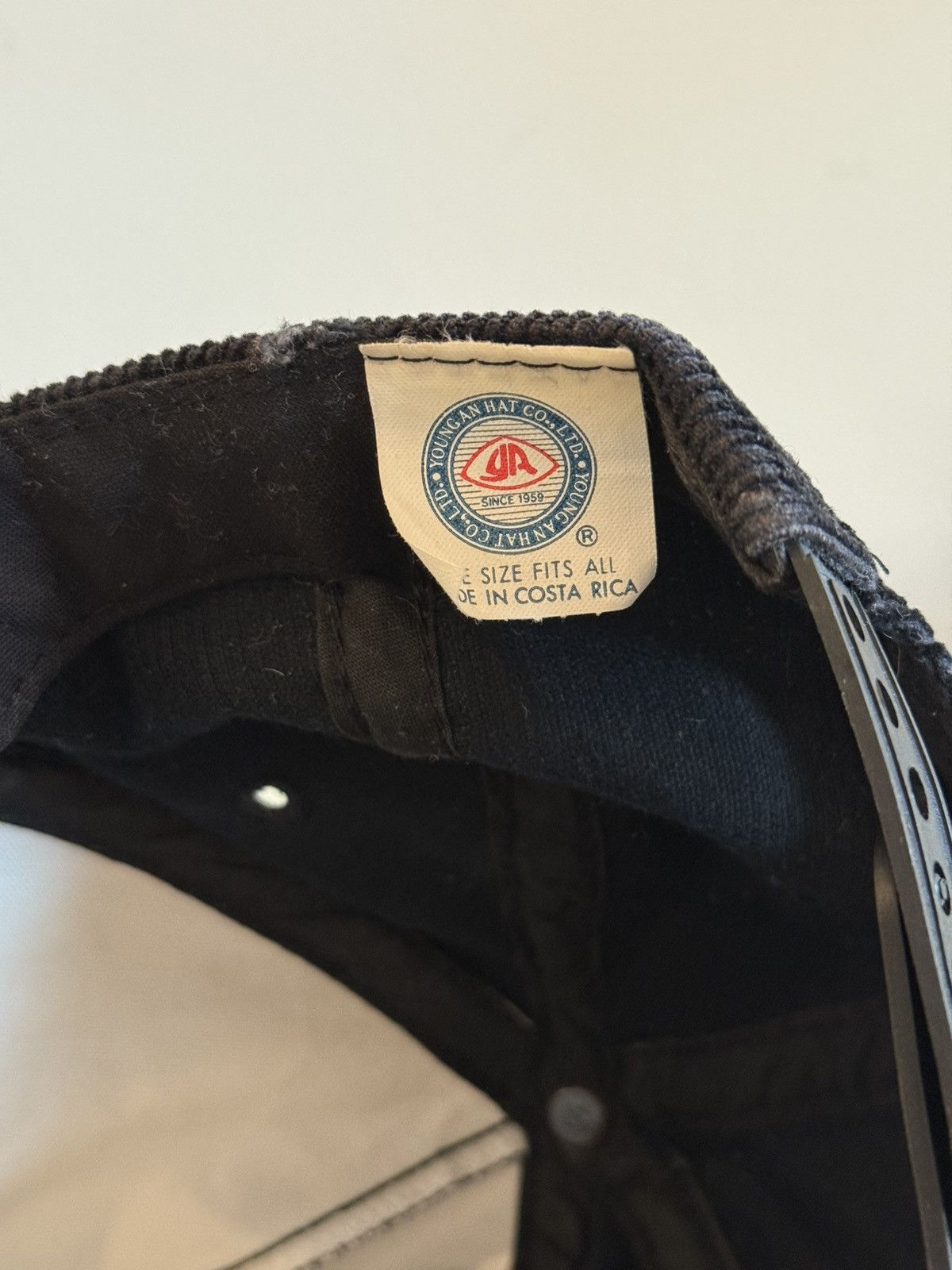 Vintage Vintage black corduroy Ford cap Size ONE SIZE - 3 Thumbnail