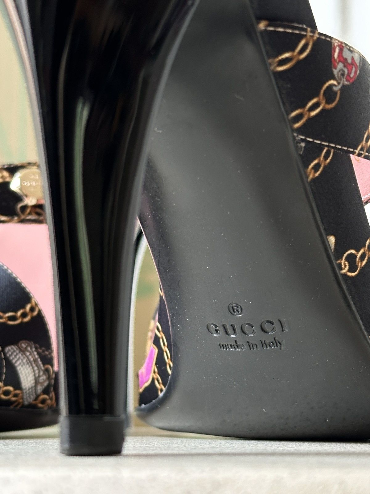 Gucci GUCCI Satin Chain Cross Strap Black Pink Sandals 36,5/6,5 Size US 6.5 / IT 36.5 - 17 Thumbnail