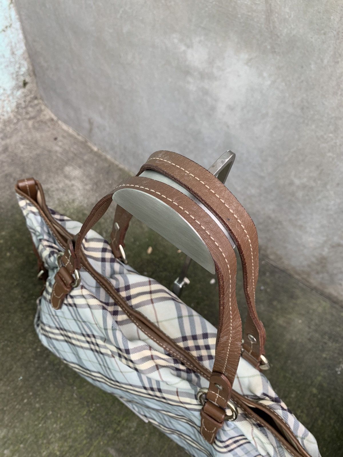Burberry Nova Plaid Shoulder Bag Size ONE SIZE - 7 Thumbnail