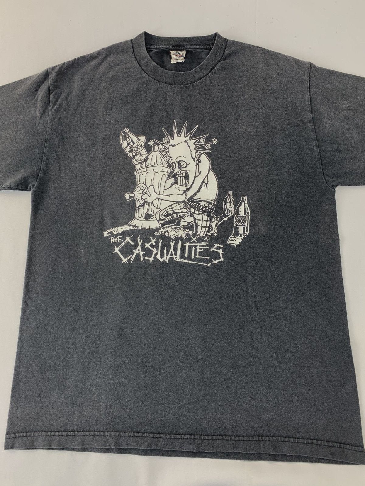 Band Tees 90s The Casualities Punk Rock Band Big Logo Black T-shirt Size US L / EU 52-54 / 3 - 2 Thumbnail