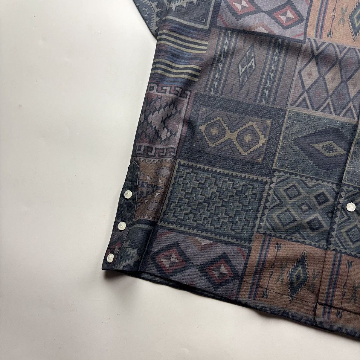Children of the discordance Children of the discordance Aztec Print Size US M / EU 48-50 / 2 - 4 Thumbnail