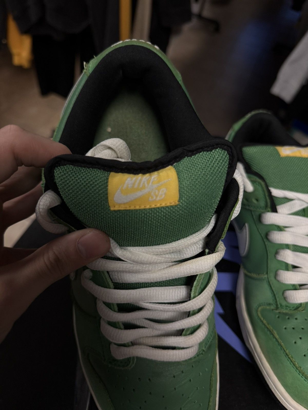 Nike Size 11 - Nike SB Dunk Low Pro Taxi Series - Tokyo 2006 Size US 11 / EU 44 - 6 Thumbnail