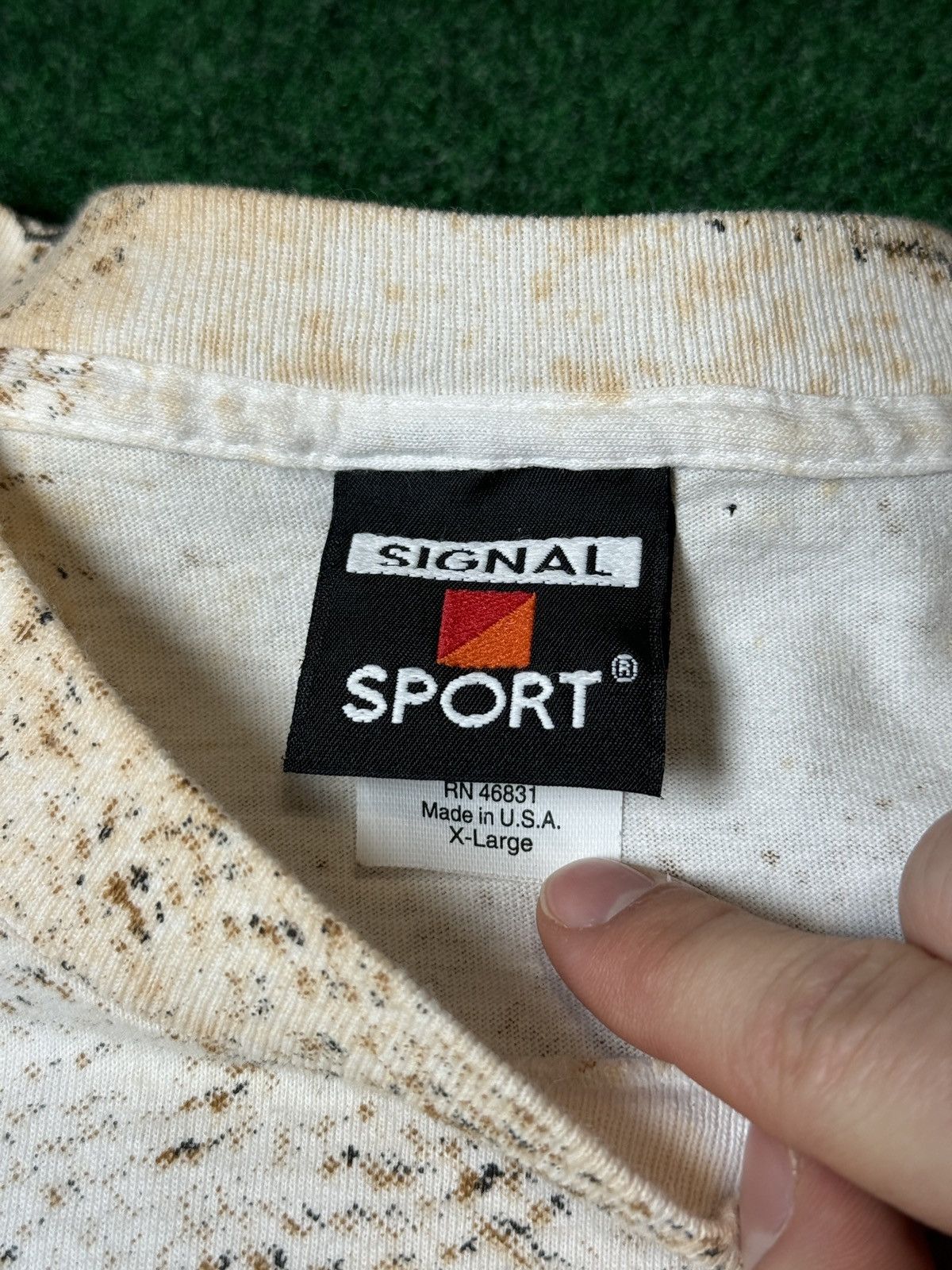 Signal Sport × Vintage Vintage 90s Cleveland Indians AOP All Over Print XL T Shirt Size US XL / EU 56 / 4 - 4 Thumbnail