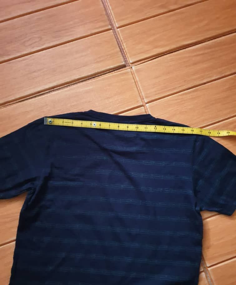 One Piece One Piece x Uniqlo Blue Navy Japanese anime Shirt Size US M / EU 48-50 / 2 - 7 Thumbnail