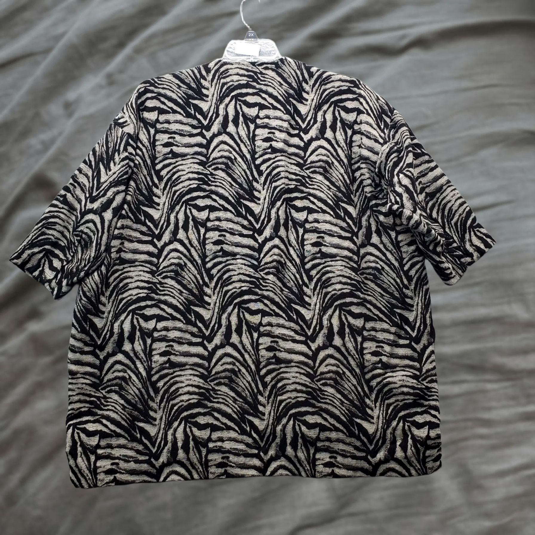 Zara Zara Basic Cardigan Womens Medium Multicolor Animal Print Short Sleeve Open Front Size M / US 6-8 / IT 42-44 - 1 Thumbnail