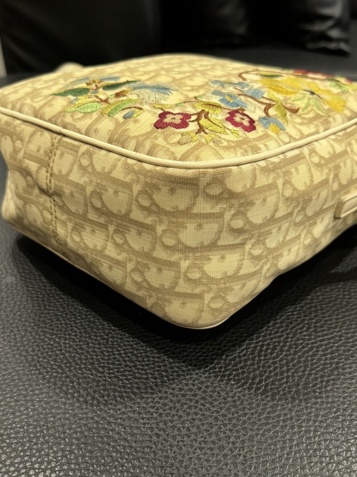 Dior Dior Vintage Beige Flower Trotter Oblique Monogram (2004) Size ONE SIZE - 11 Thumbnail