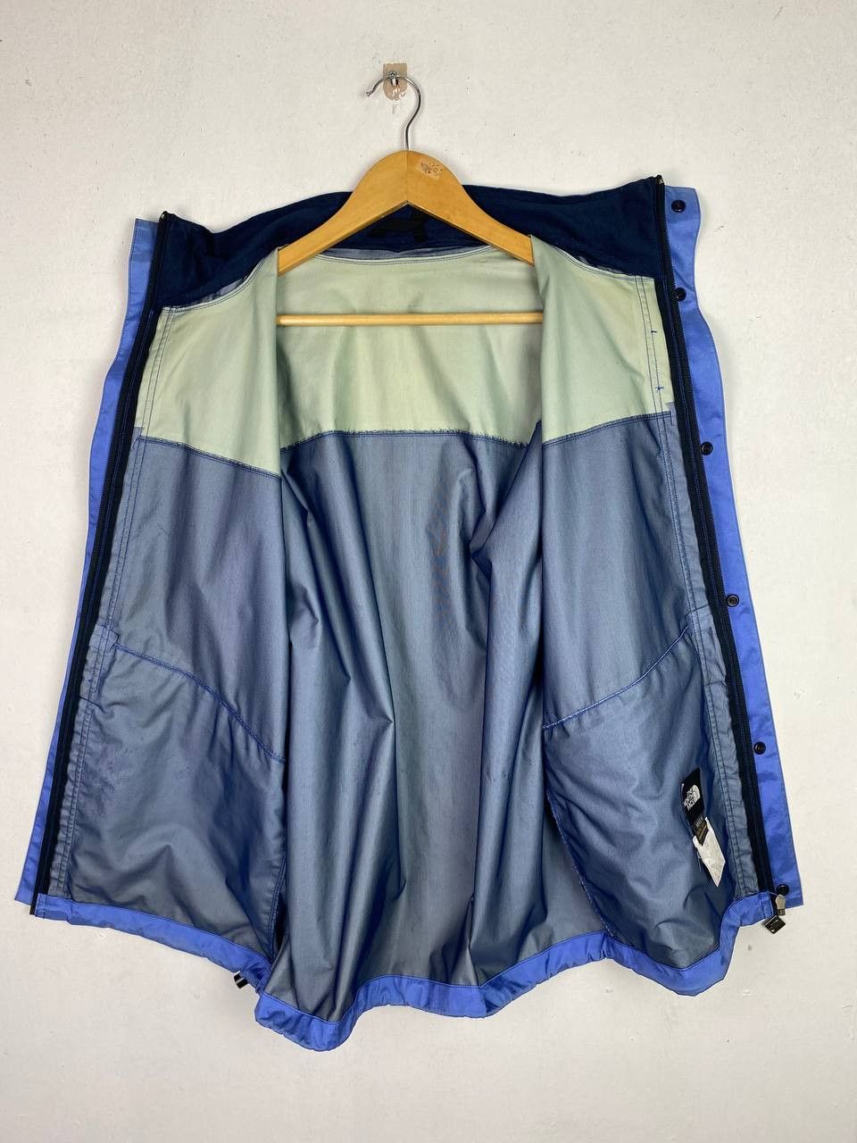 The North Face the north face goretex jacket missing hoody nice design Size US M / EU 48-50 / 2 - 10 Thumbnail