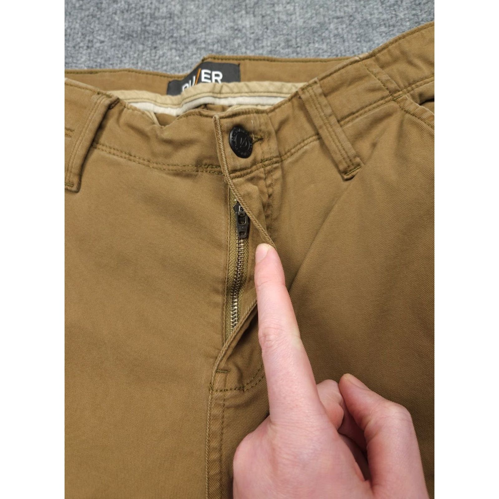 DUER DUER Live Free Adventure Pant Men's 30x30 Brown mpth1006 Cargo Pockets Stretch Tapered 5-Pocket Denim? Size US 30 / EU 46 - 4 Thumbnail