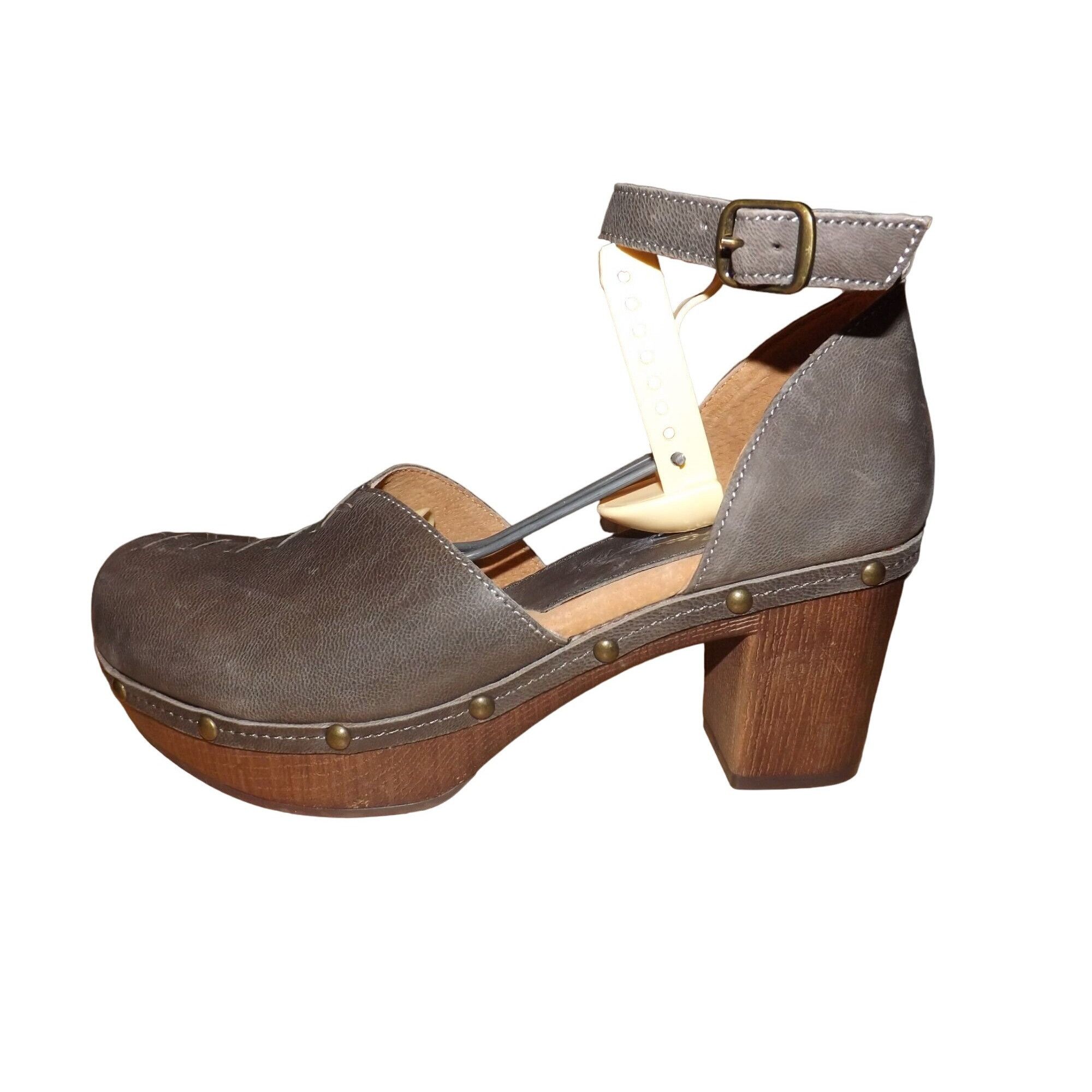 Other Sbicca Donerail Block Heels Women Sz 11 Leather Studded Stra Size US 11 / IT 41 - 1 Thumbnail