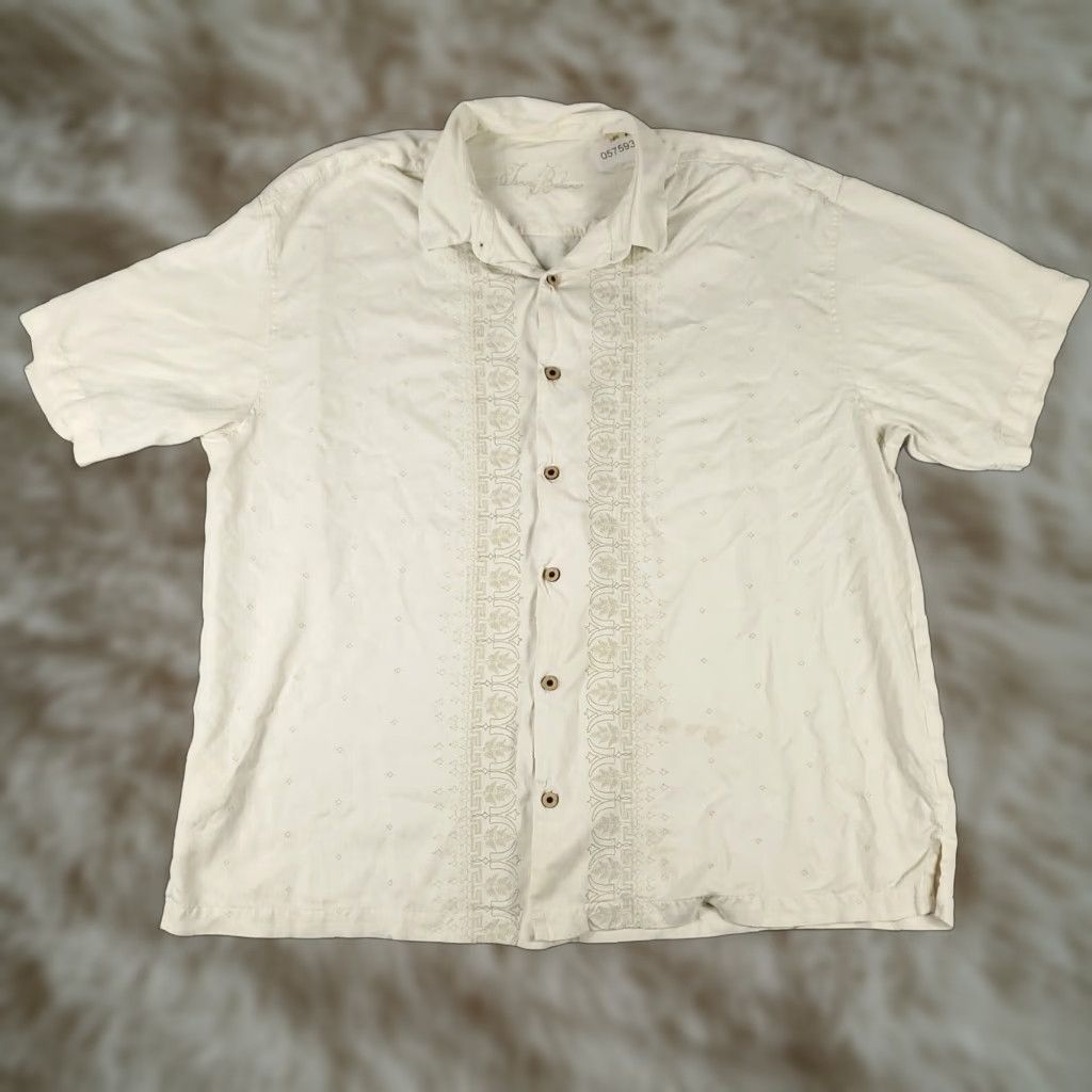 Tommy Bahama VINTAGE Tommy Bahama Shirt Men’s 2XL Short Sleeve Silk Hawaiian Button Up Beige Tropical Collared Size US XXL / EU 58 / 5 - 1 Thumbnail