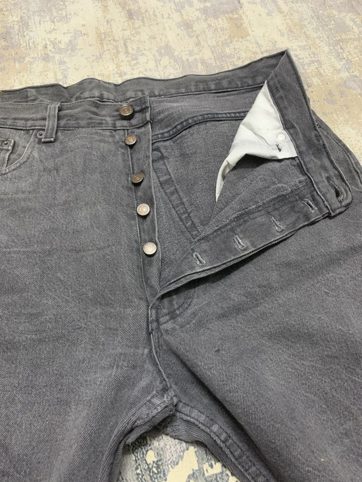 Levi's Vintage Levis 501 Super Black Jeans USA 38x32 Size US 38 / EU 54 - 4 Thumbnail
