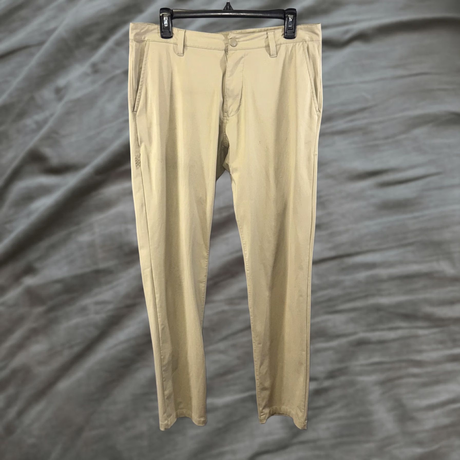 Rhone Rhone Pants Mens 32 Khaki Performance Chino Commuter Dress Work Travel Office Pants Back Pockets Zip Fly Tailored Mens Size US 32 / EU 48 - 1 Thumbnail