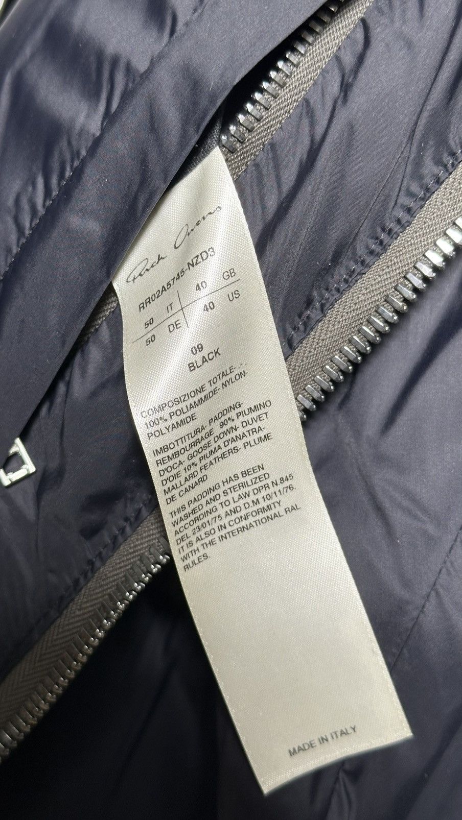 Rick Owens Rick Owens FW21 GETHSEMANE Babel Mountain Duvet cropped (50) Size US M / EU 48-50 / 2 - 11 Thumbnail