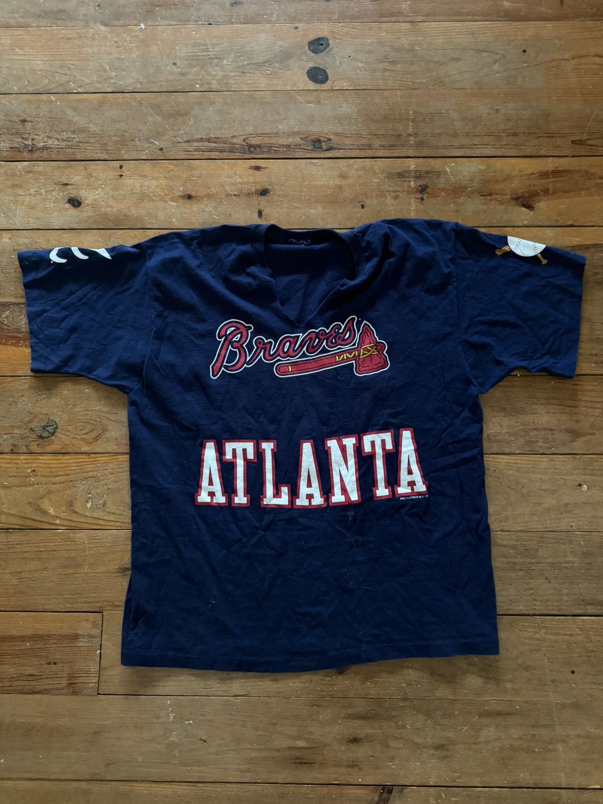 Vintage VINTAGE ATLANTA BRAVES LOGO TSHIRT Size US XL / EU 56 / 4 - 1 Thumbnail