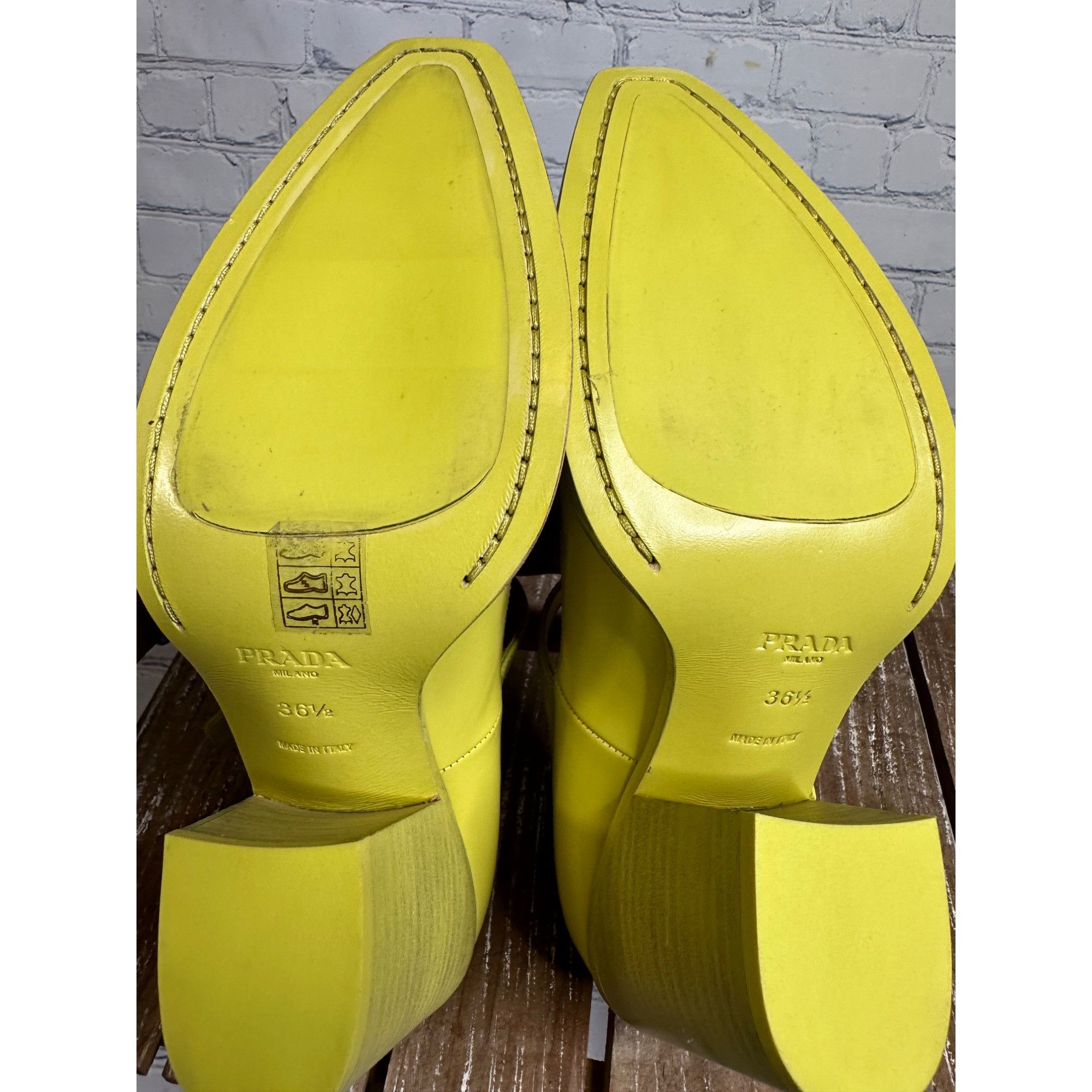 Prada Prada Logo Leather Buckled High Heel Pumps Size US 6.5 / IT 36.5 - 6 Thumbnail