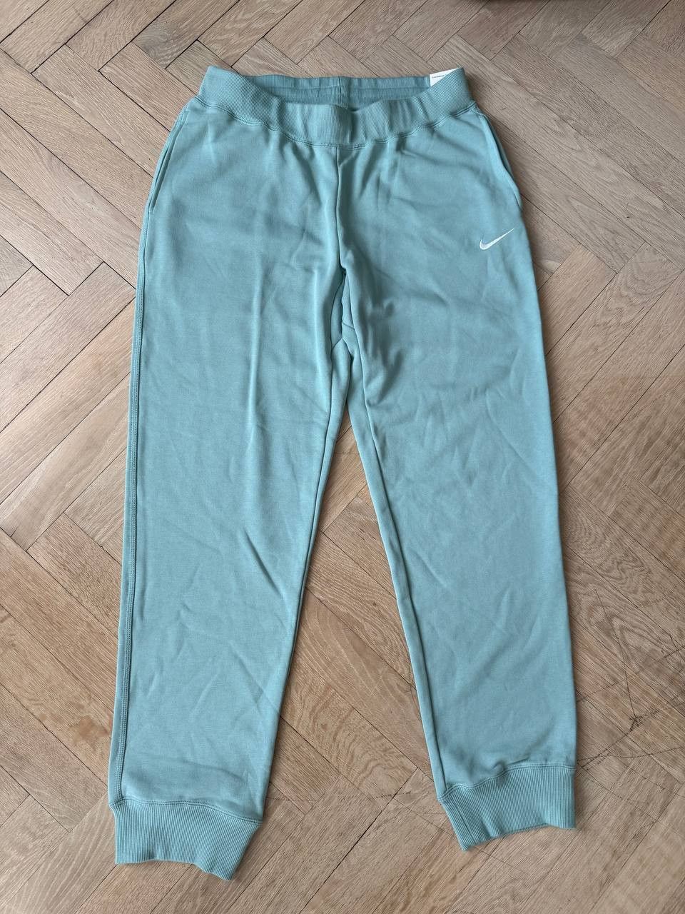 Nike Nike Tiffany Sweatpants Size US 38 / EU 54 - 1 Thumbnail