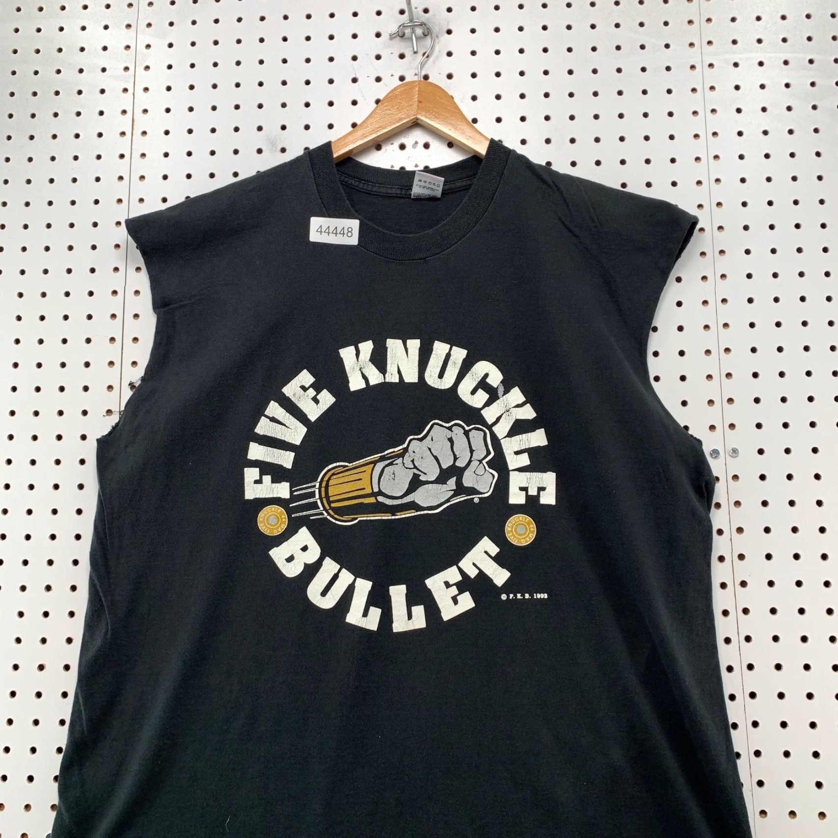 Fruit Of The Loom VINTAGE Five Knuckle Bullet T Shirt Mens 2XL Black Army Graphic Cotton Crew Neck Sleeveless 2000s Mens Size US XXL / EU 58 / 5 - 2 Thumbnail