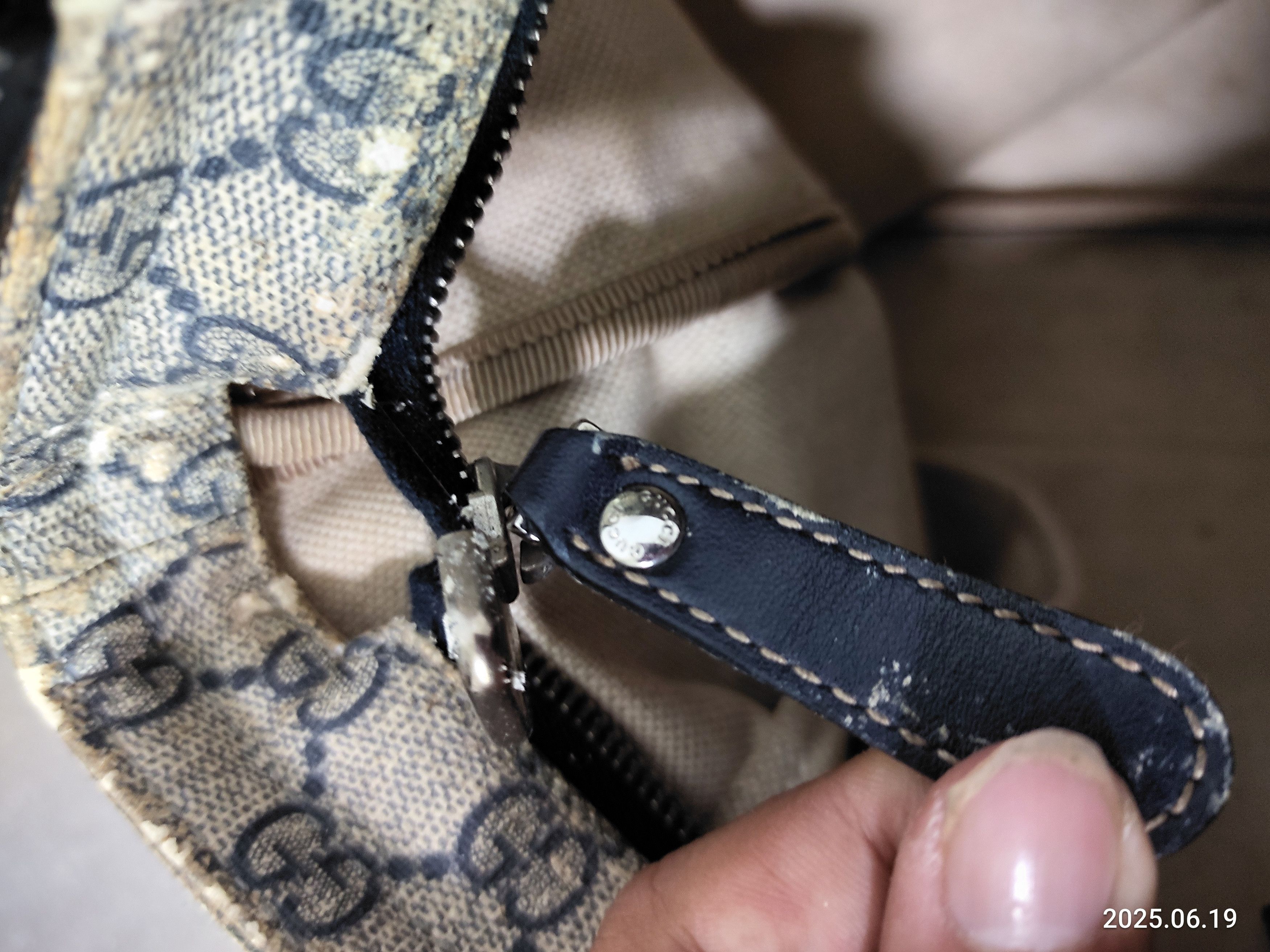 Gucci Gucci Blue Grey Gg Coated Canvas Large Messenger Bag Size ONE SIZE - 13 Thumbnail