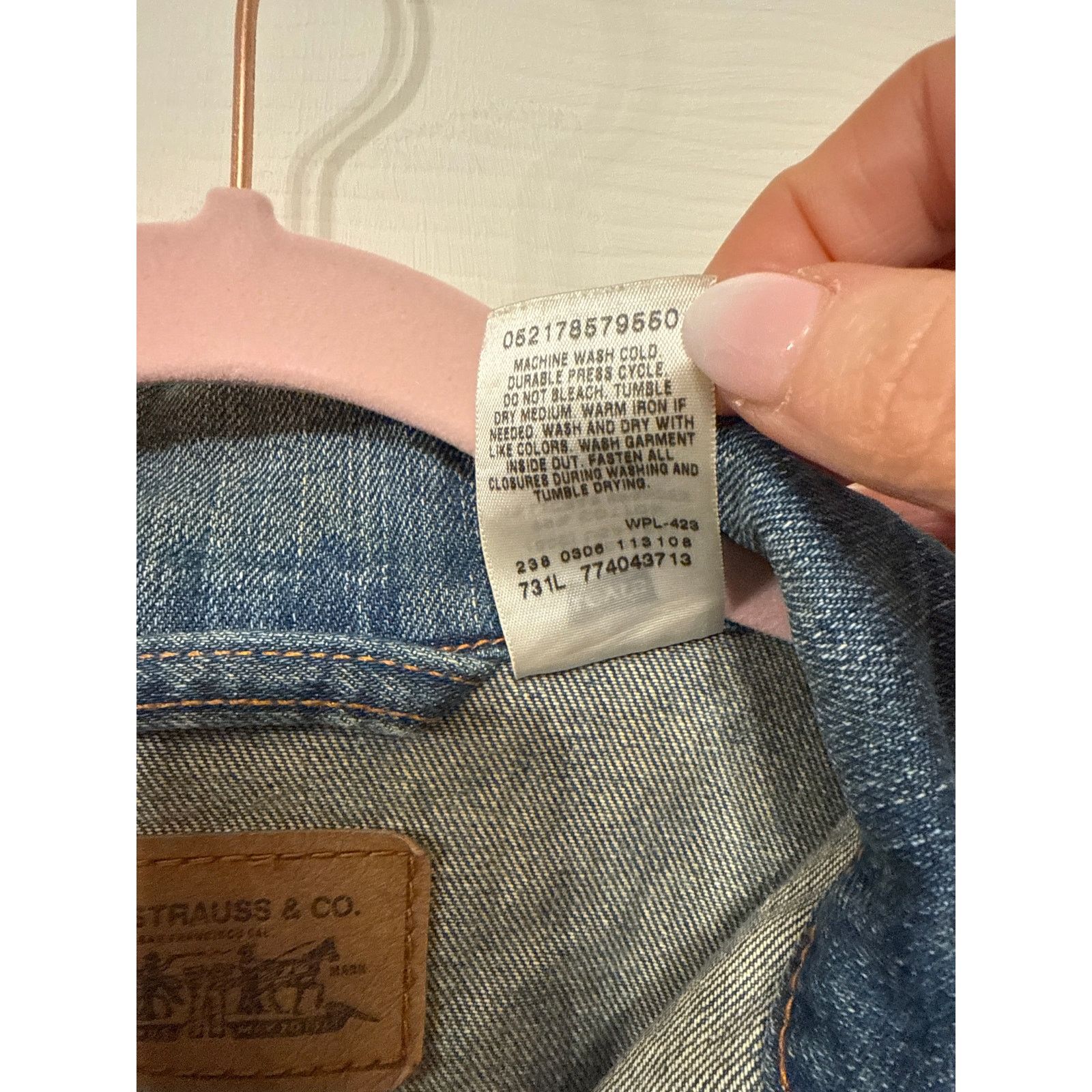 Levi's Levis 2 Pocket Denim Stretch Blank Red Tab Trucker Jacket,M Size M / US 6-8 / IT 42-44 - 8 Thumbnail