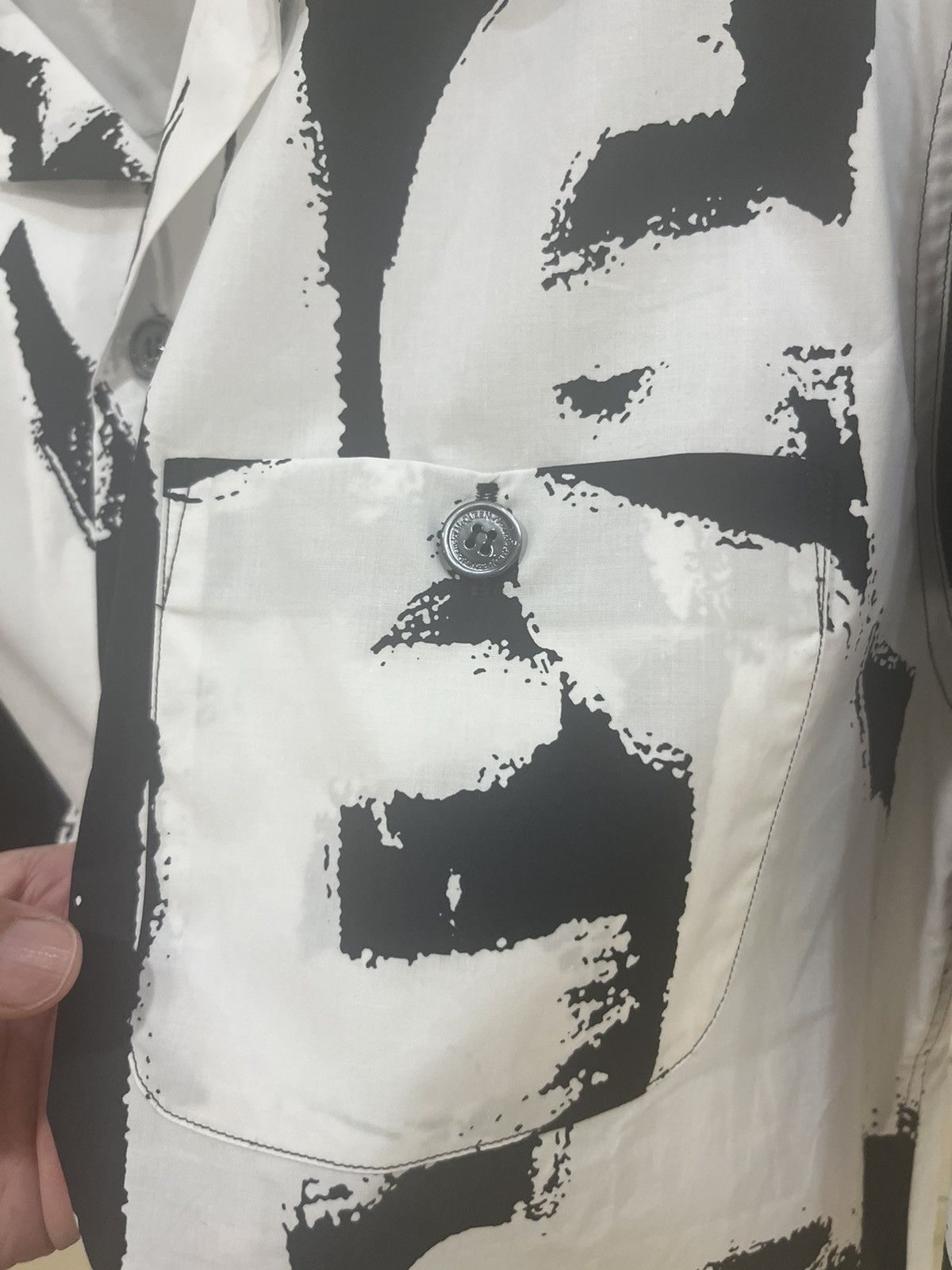 Alexander McQueen logo Graffiti print bowling shirt size 15++ Size US M / EU 48-50 / 2 - 5 Thumbnail