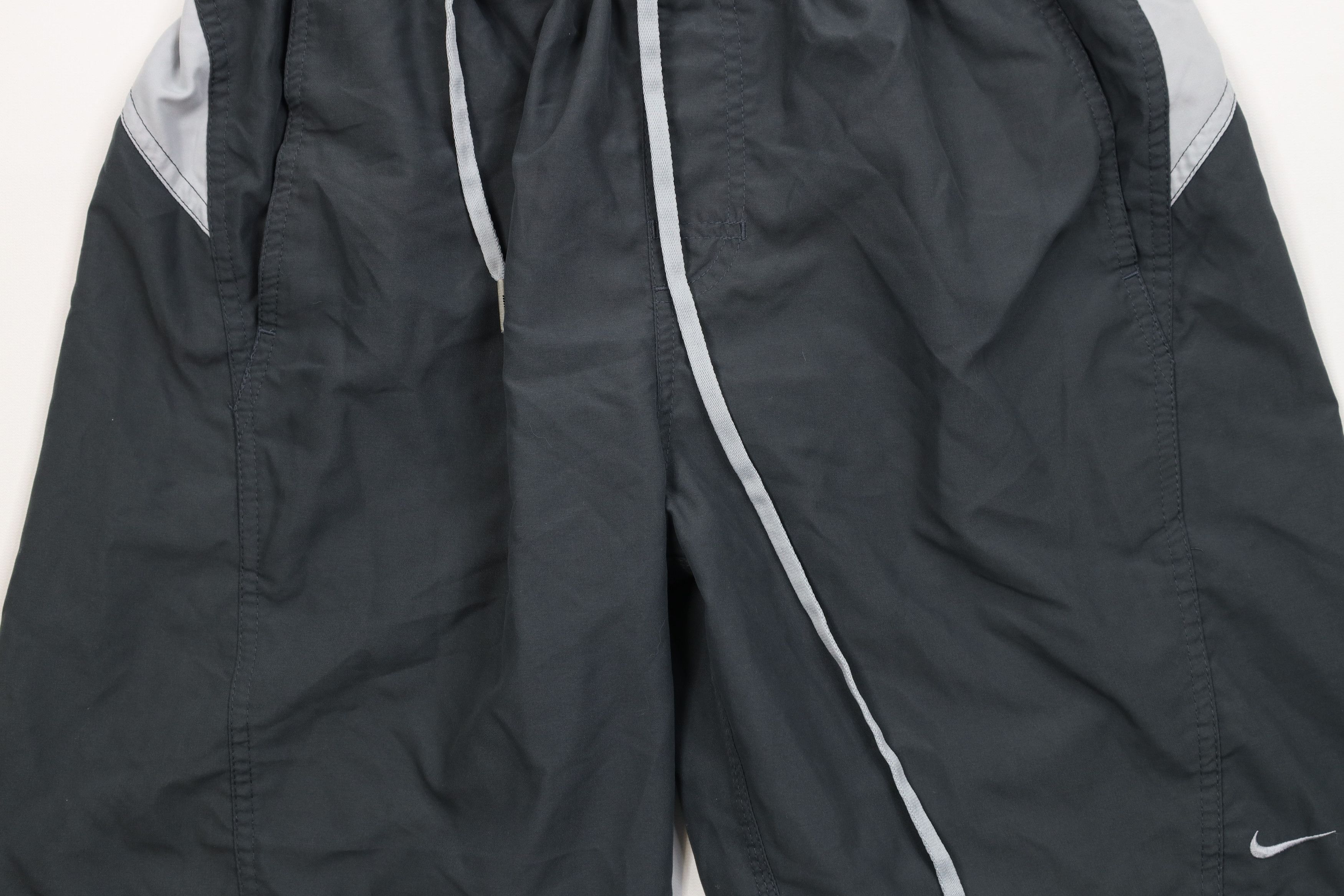 Nike Vintage Y2K Nike Scott Mini Swoosh Lined Shorts Swim Trunks Size US 32 / EU 48 - 3 Thumbnail