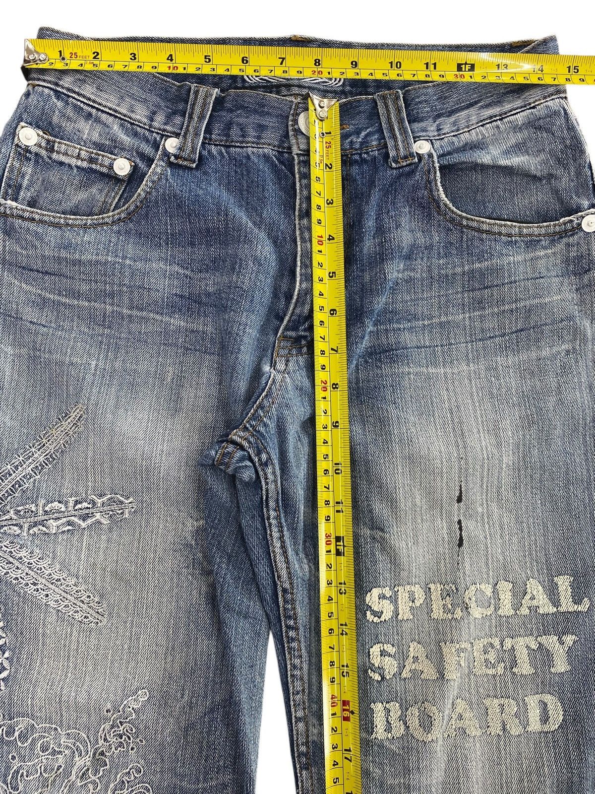 Japanese Brand Japanese Brand Whiskered Faded Blue Wash Straight Leg Jeans Size US 30 / EU 46 - 6 Thumbnail