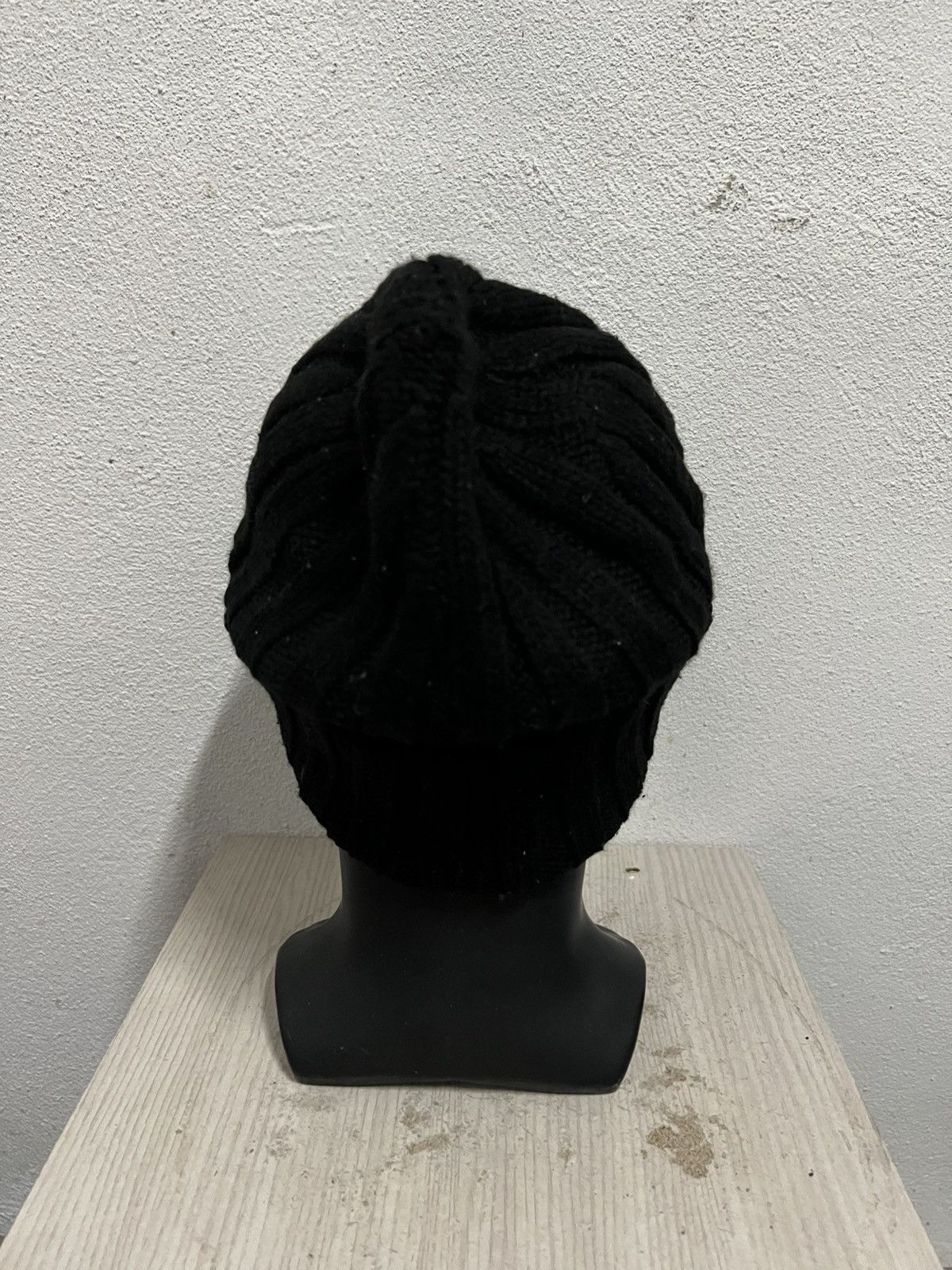 Japanese Brand Japanese Brand Uniqlo Plain Beanie Hat Size ONE SIZE - 5 Thumbnail