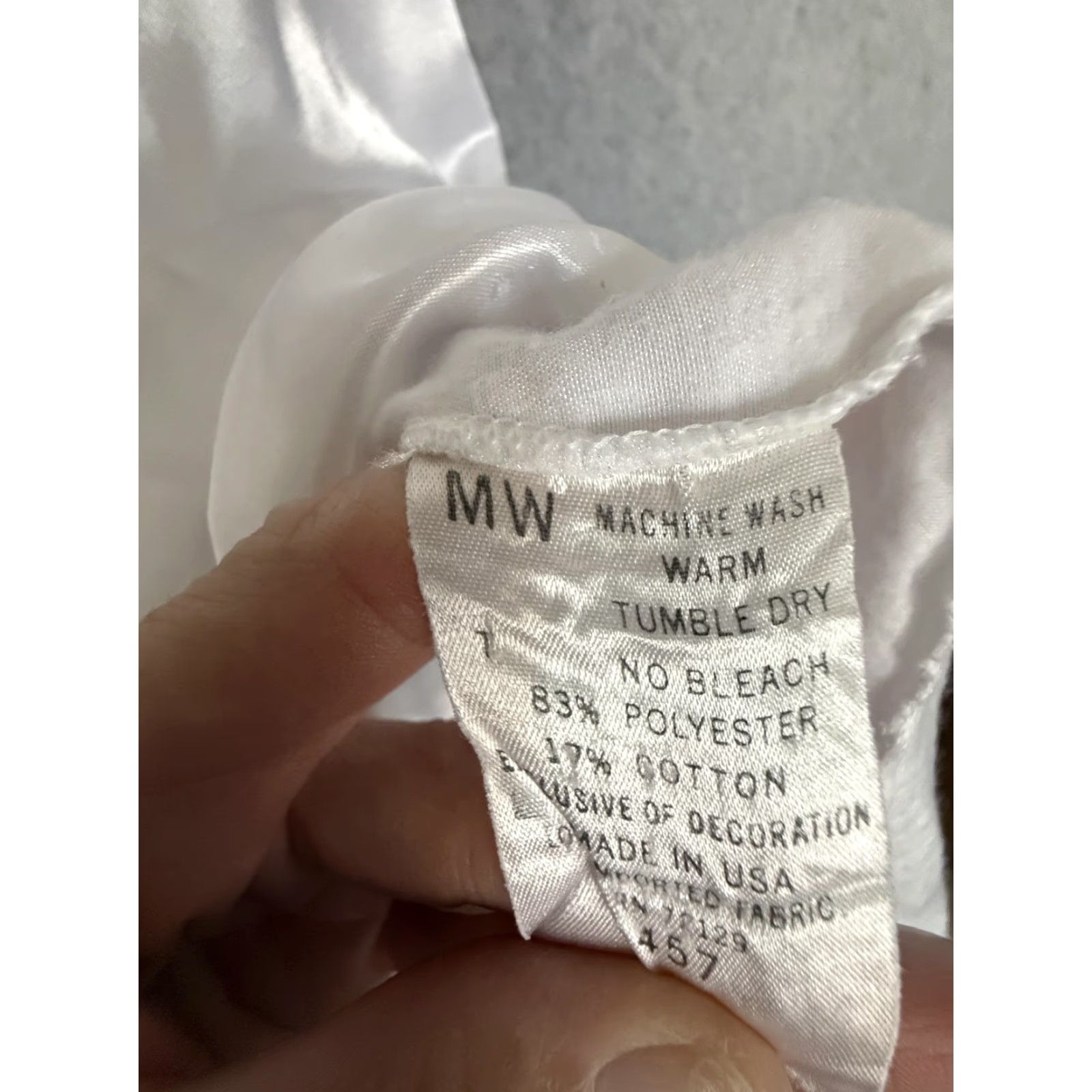 Vintage VINTAGE Ilise Stevens Nightgown Womens M White Satin Embroidered Floral 80s Size ONE SIZE - 4 Thumbnail