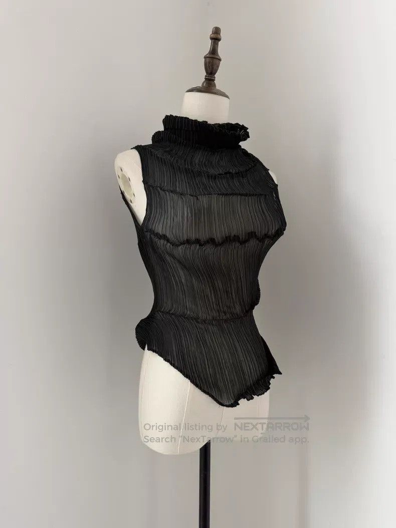 Issey Miyake Issey Miyake Black Vest Size M / US 6-8 / IT 42-44 - 2 Thumbnail