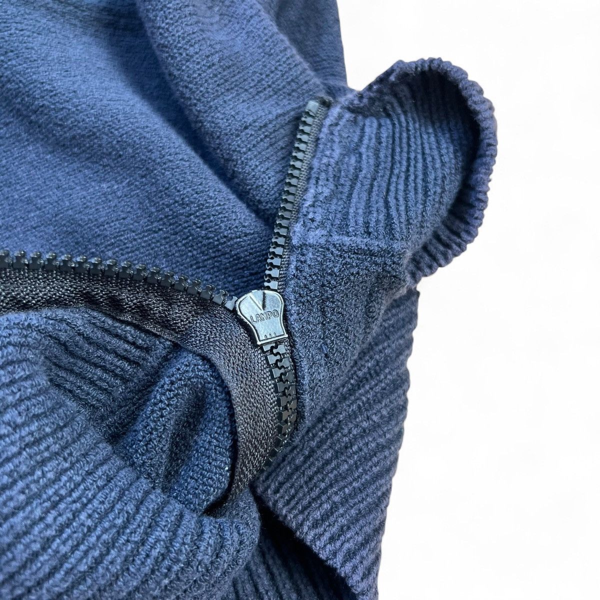 Stone Island Stone Island Vintage Shoulder Badge Cotton Knit Sweater Size US M / EU 48-50 / 2 - 5 Thumbnail