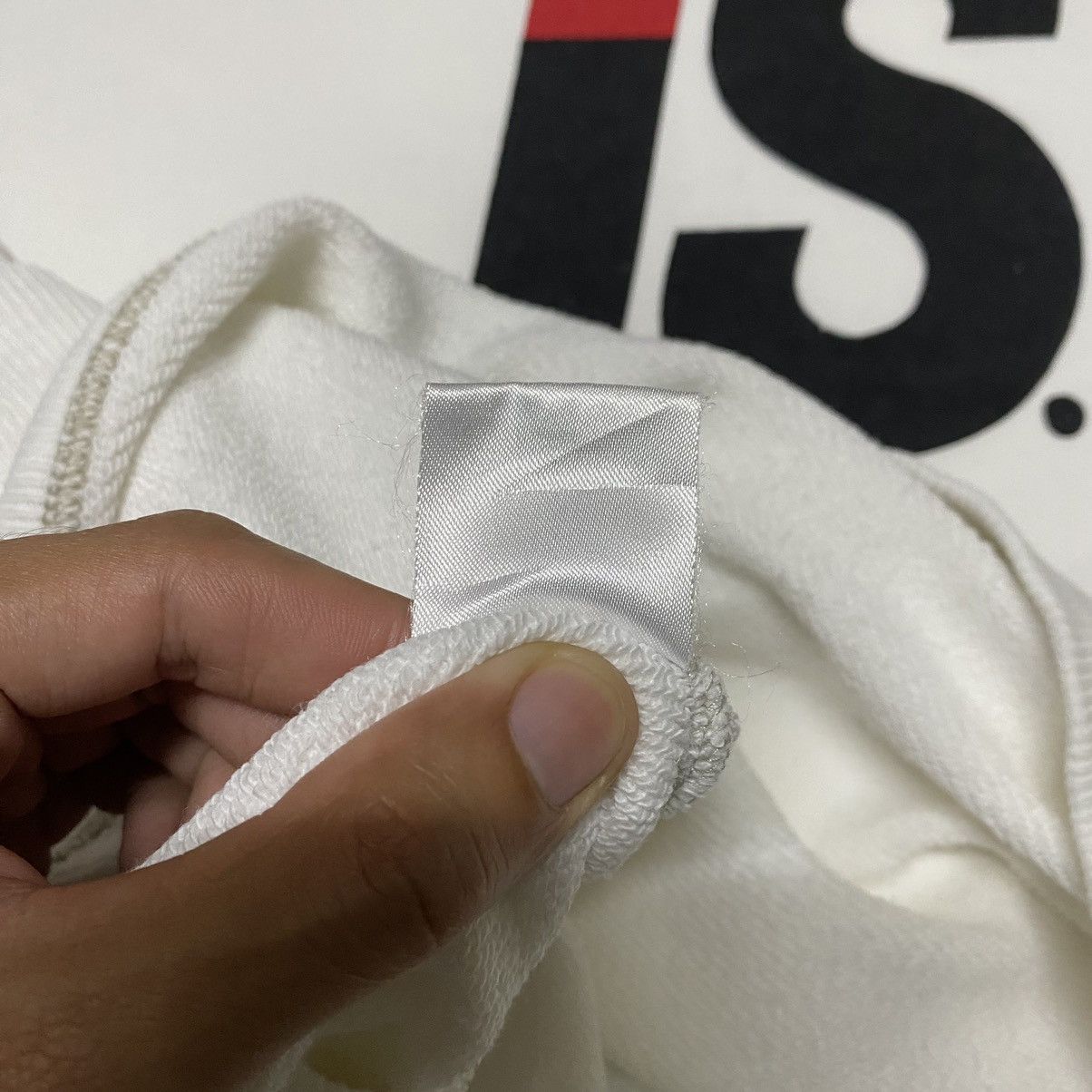 Issey Miyake Vintage 90’s Issey Miyake IS distressed Sweatshirt Size US L / EU 52-54 / 3 - 15 Thumbnail