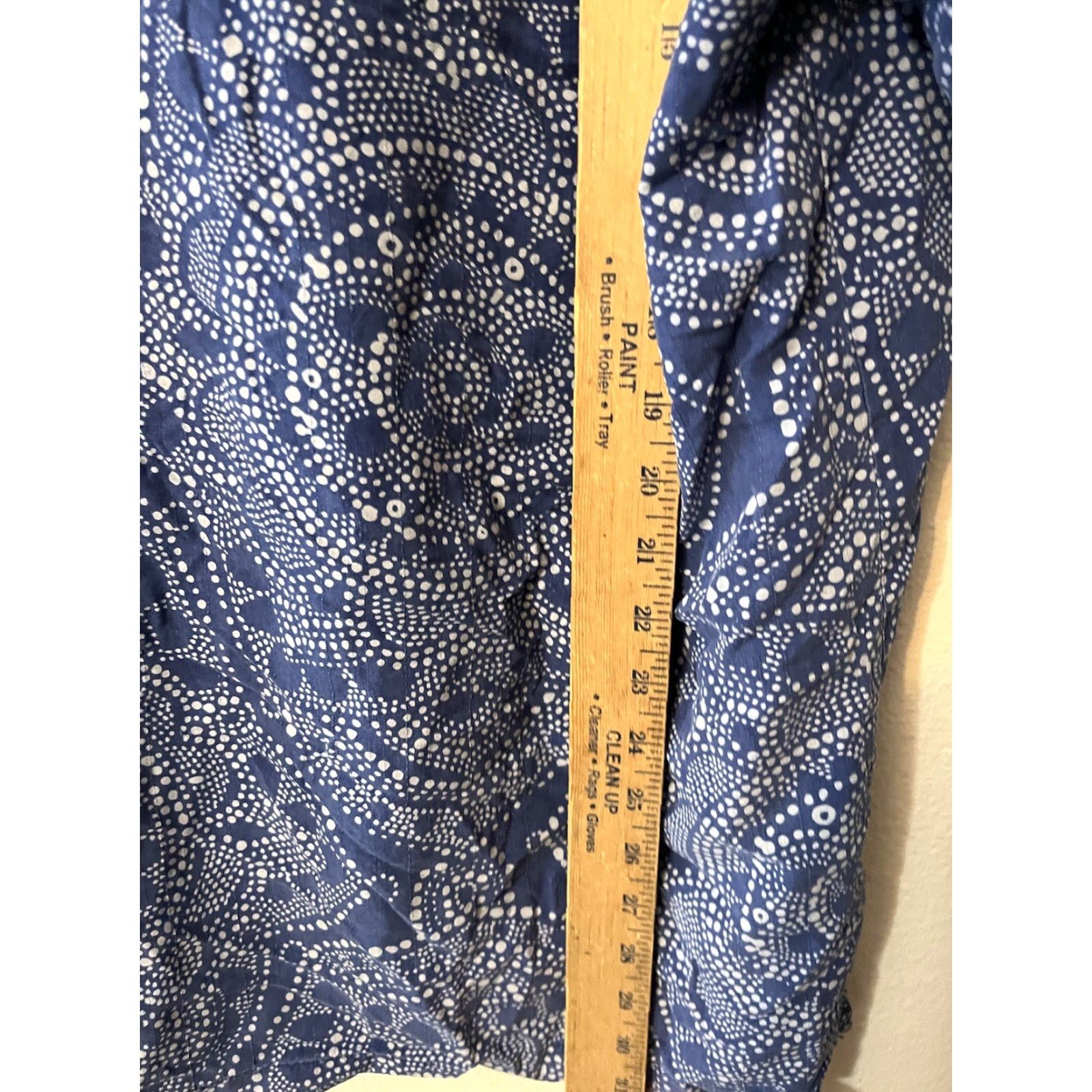 Tommy Bahama VINTAGE Tommy Bahama Geometric Floral Long Sleeve Shirt Mens XL Blue/White Shirt Size US XL / EU 56 / 4 - 4 Thumbnail
