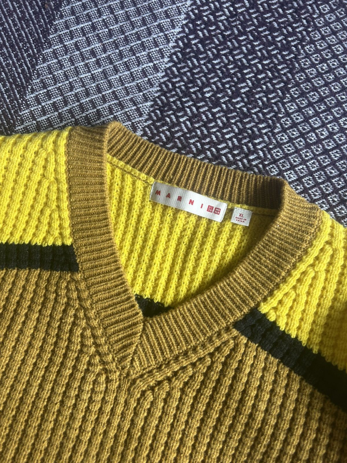 Japanese Brand × Marni Uniqlo x Marni Knitted V Neck Long Sleeve Sweater Streetwear Size XL / US 12-14 / IT 48-50 - 3 Thumbnail