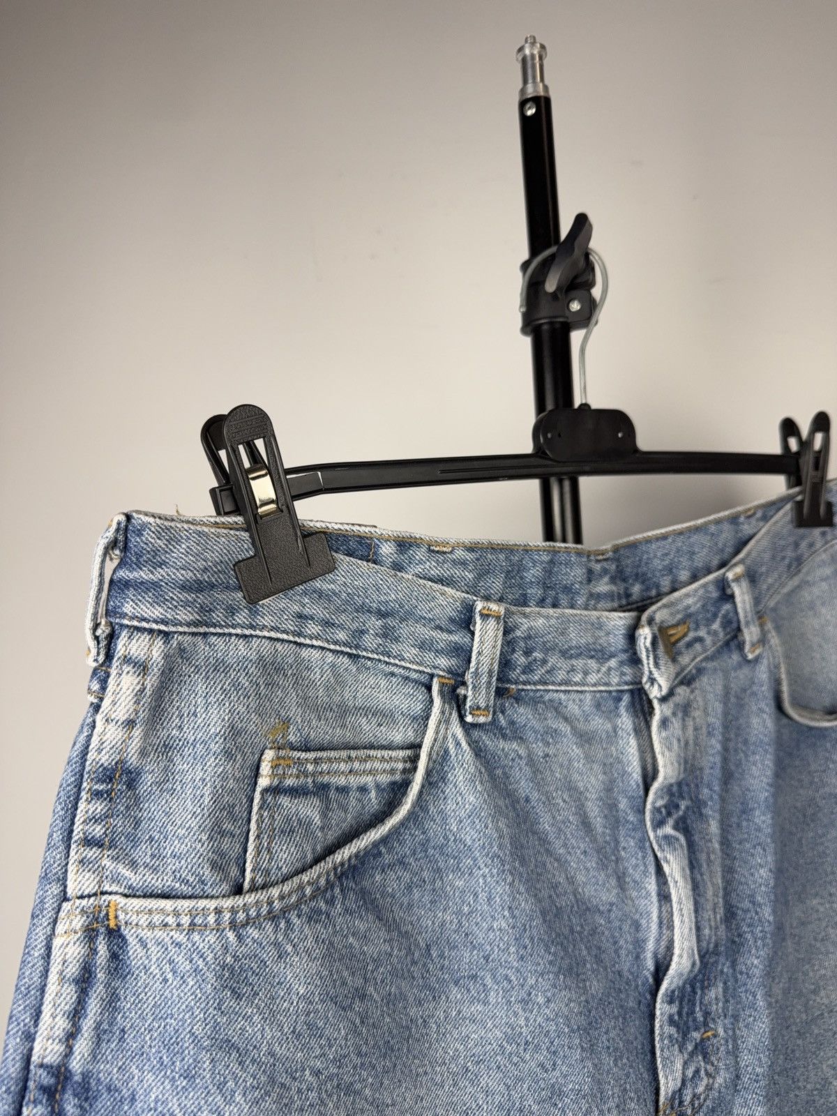 Wrangler ⚡️90s Vintage Wrangler Denim Shorts Light Wash Classic Fit Size US 34 / EU 50 - 6 Thumbnail