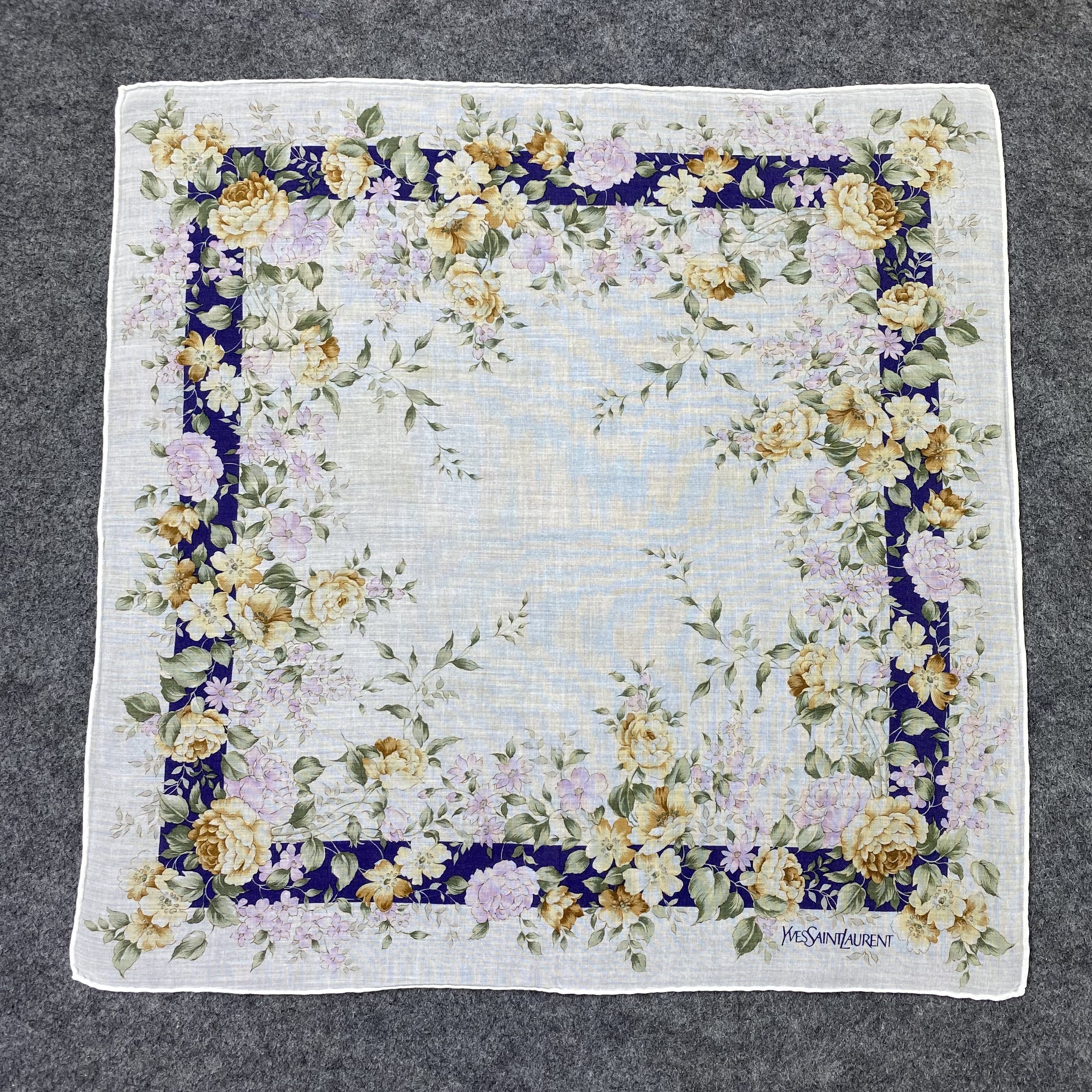 Yves Saint Laurent Yves Saint Lauren Handkerchief / Bandana / Neckerchief-B2085 Size ONE SIZE - 3 Thumbnail