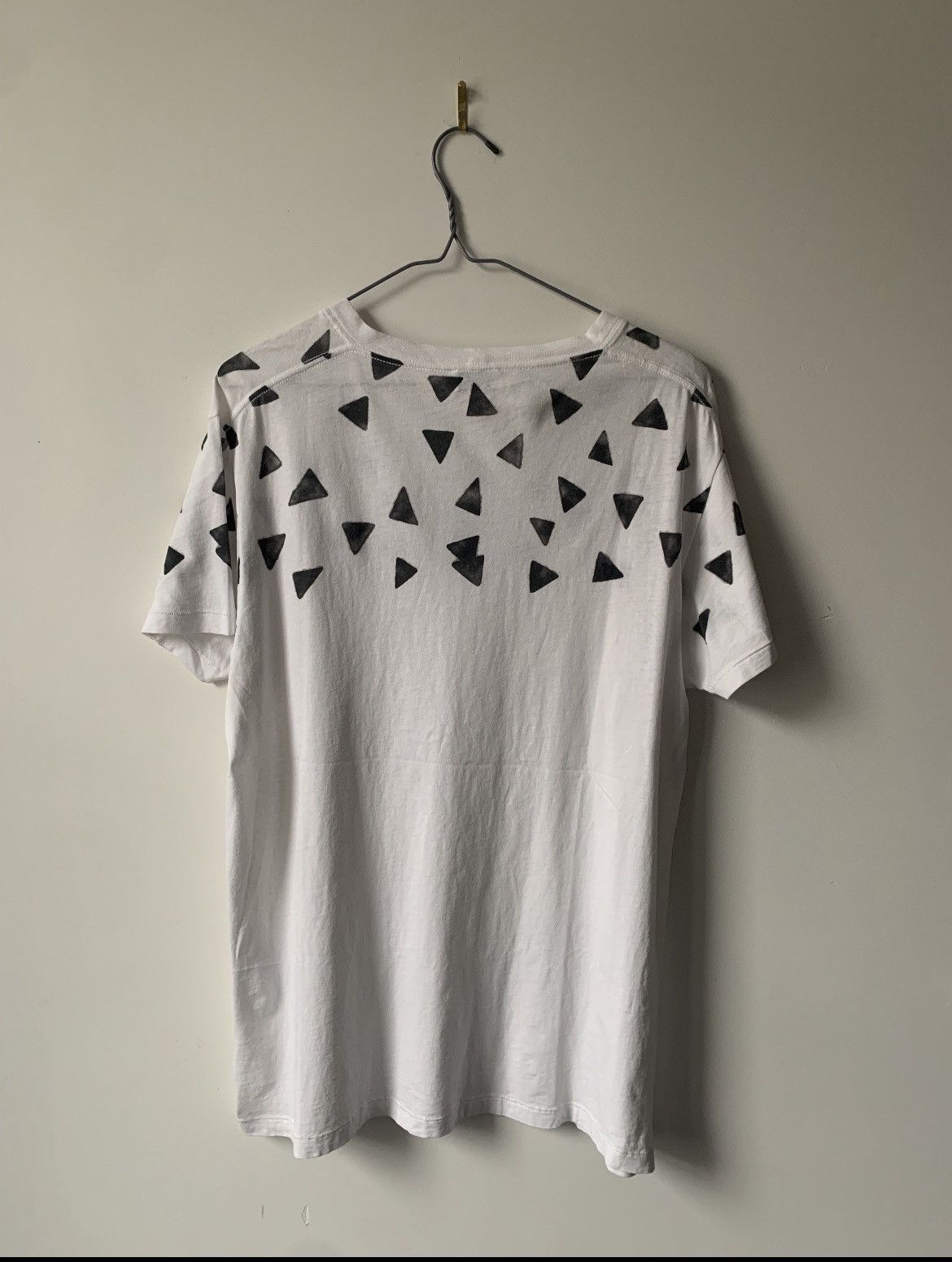 Saint Laurent Paris White triangle design Saint Laurent Shitt Size US M / EU 48-50 / 2 - 2 Thumbnail