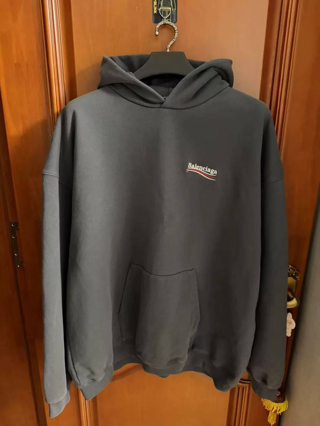 Balenciaga gray balenciaga logo embroidered hoodie Size US M / EU 48-50 / 2 - 1 Thumbnail