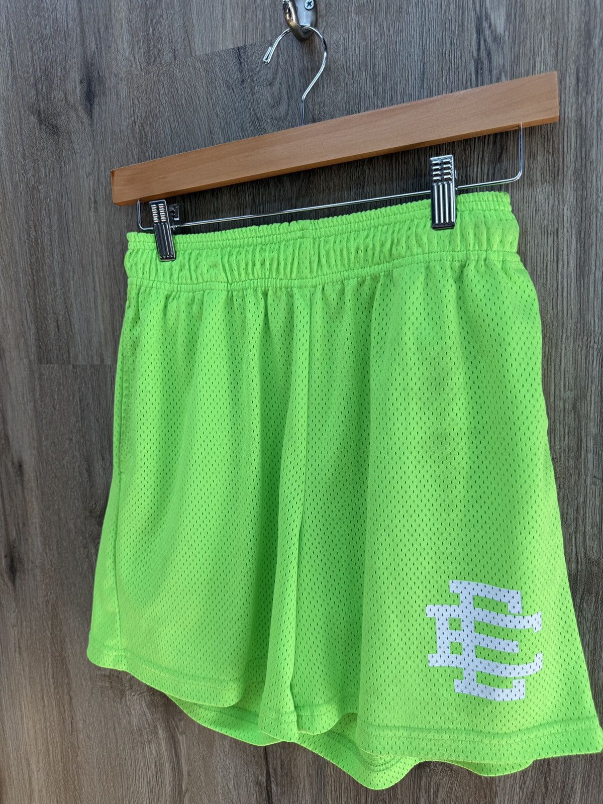 Eric Emanuel Eric Emmanuel Neon Green Shorts Size US 32 / EU 48 - 3 Thumbnail