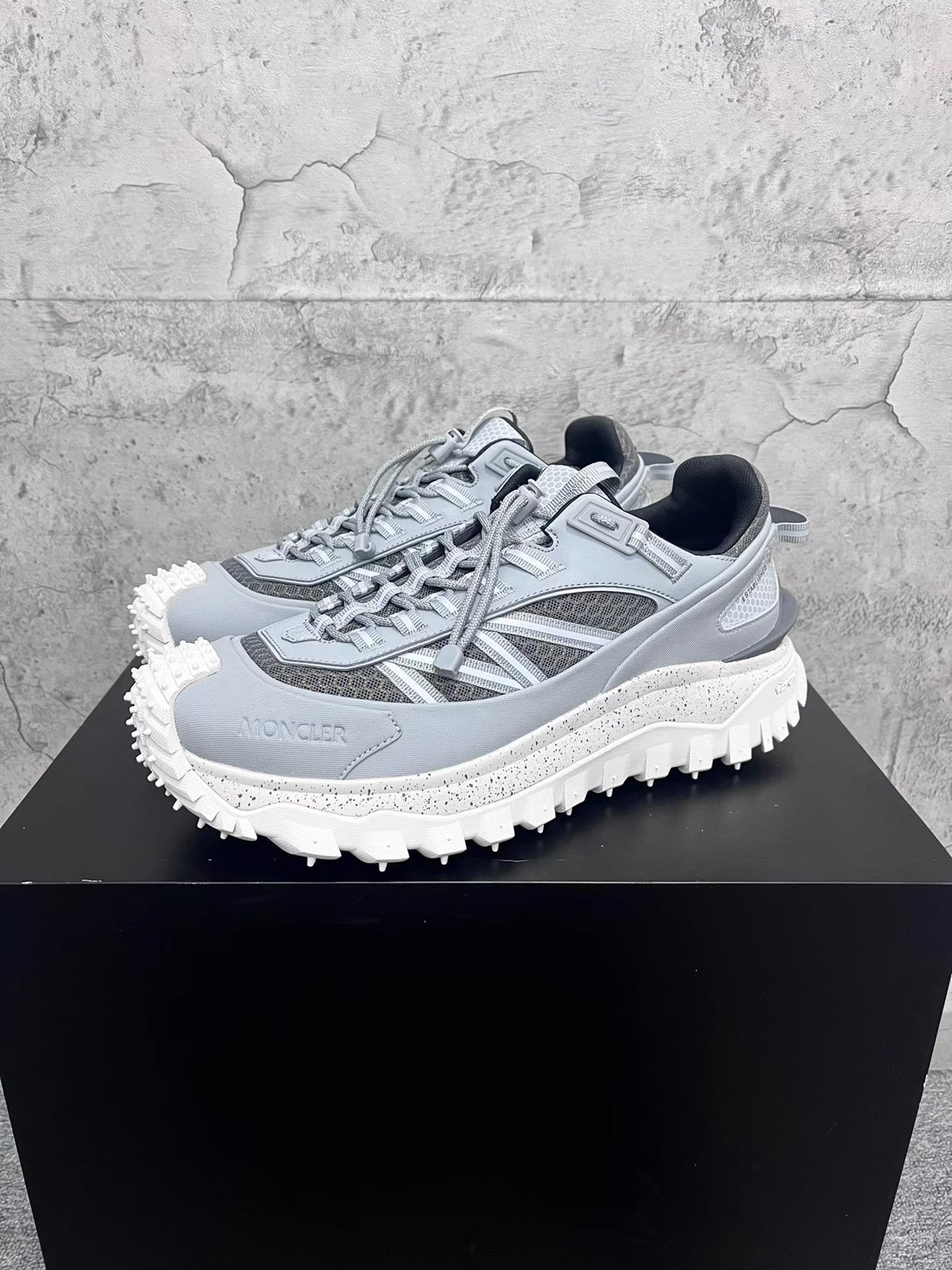 Moncler MONCLER Trailgrip GTX Sneakers K34 Size US 12 / EU 45 - 2 Thumbnail