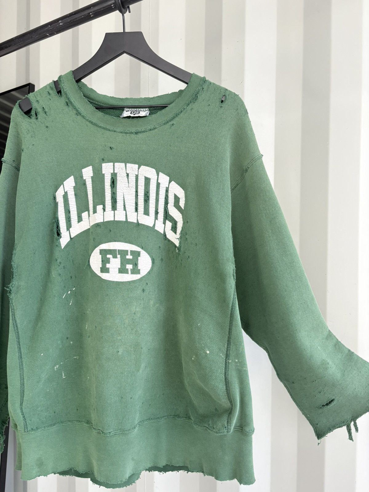 Vintage Illinois Thrashed Distressed Faded Sweatshirt Grunge Size US XL / EU 56 / 4 - 3 Thumbnail