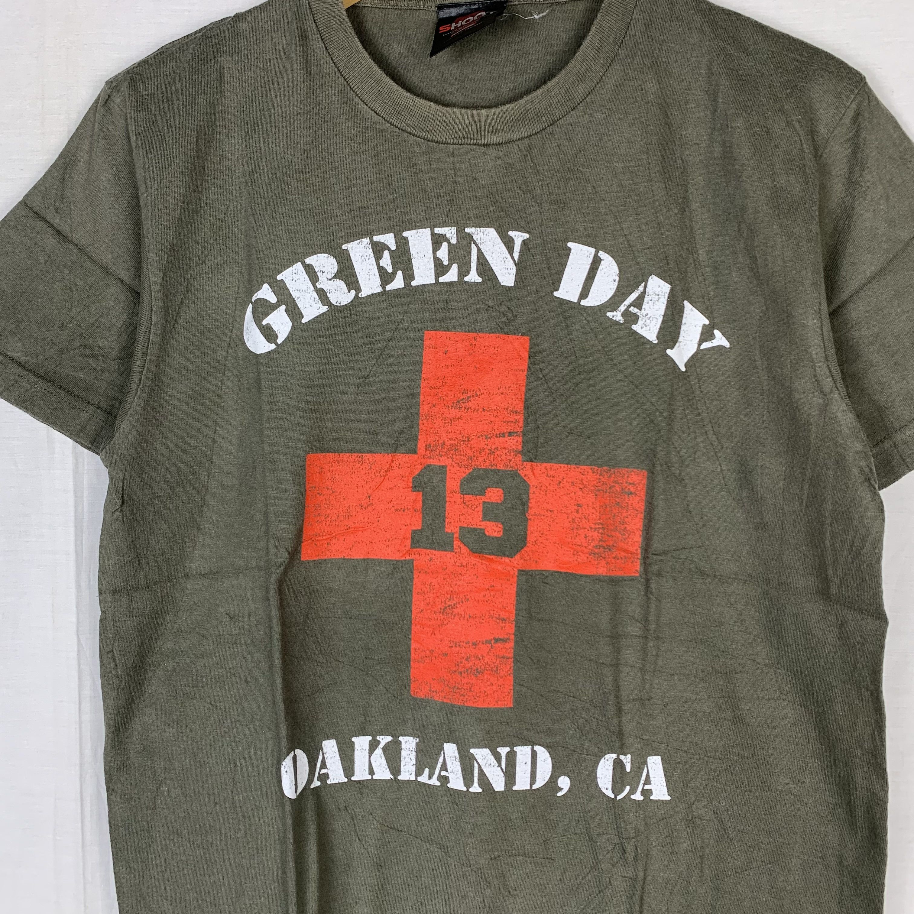 Band Tees Green Day 2009-2010 World Tour 21st Century Band Tshirt Size US S / EU 44-46 / 1 - 2 Thumbnail